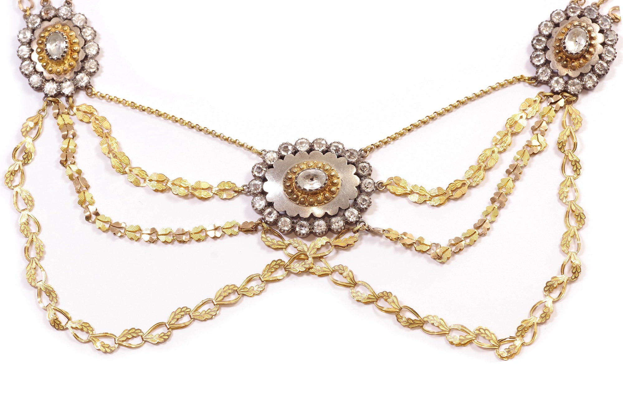 Collier régional esclavage en or