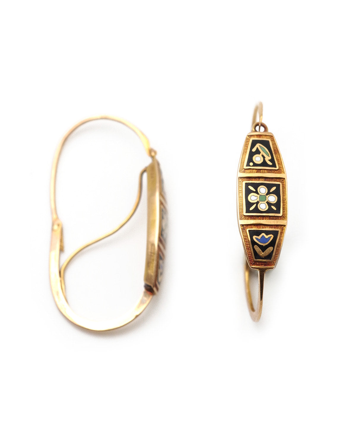 Antique poissardes earrings in gold