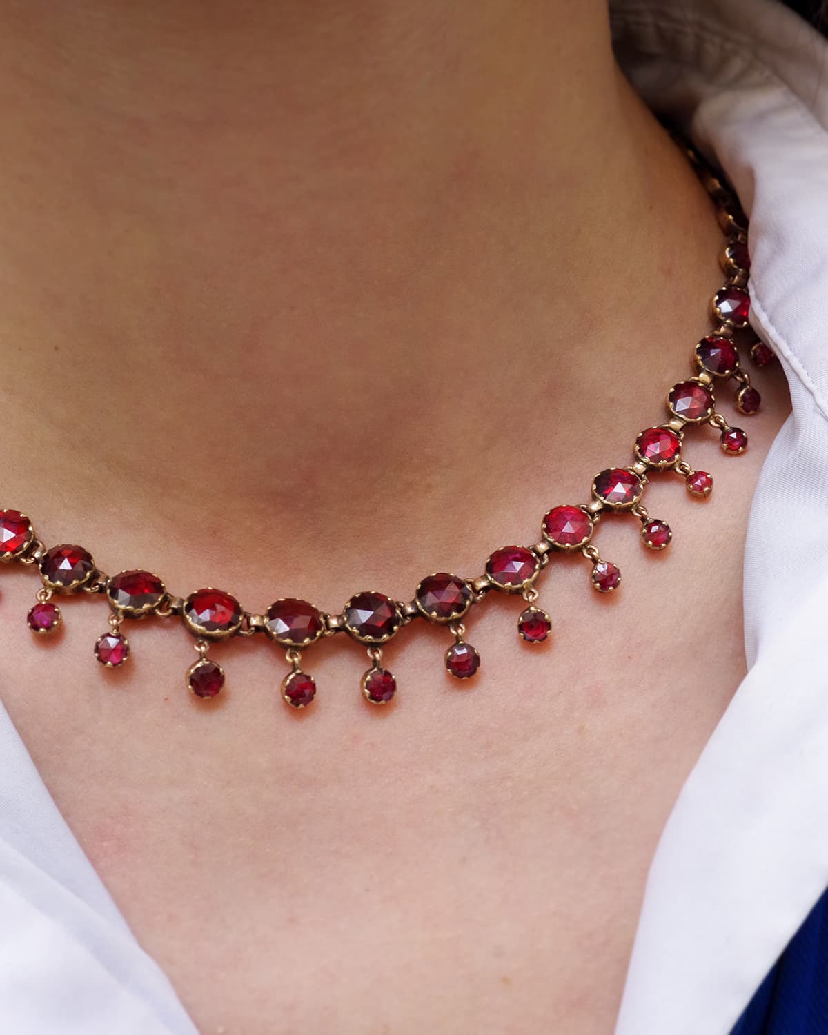 Victorian perpignan garnet necklace in gold