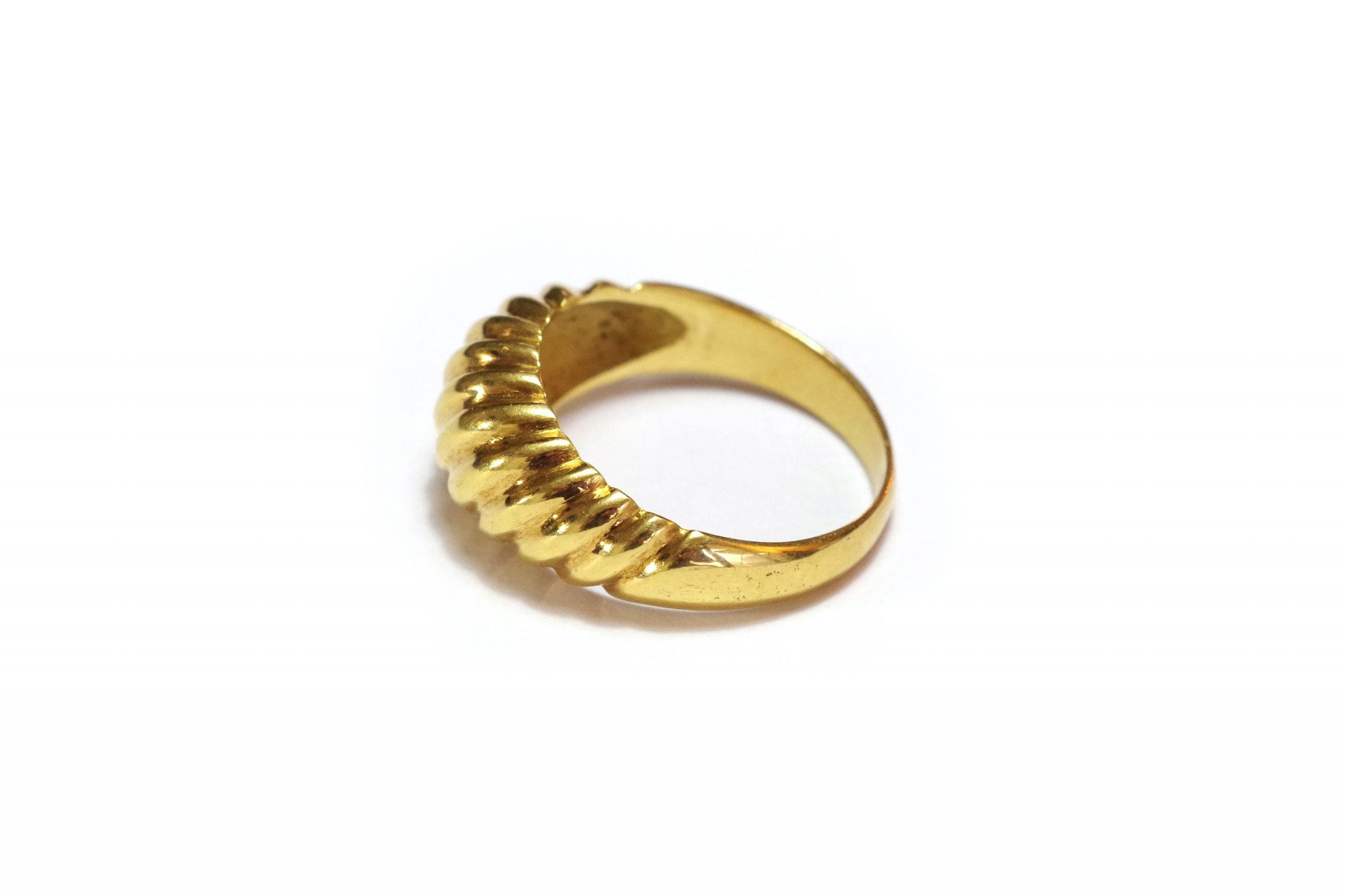 bague en or 18k godrons