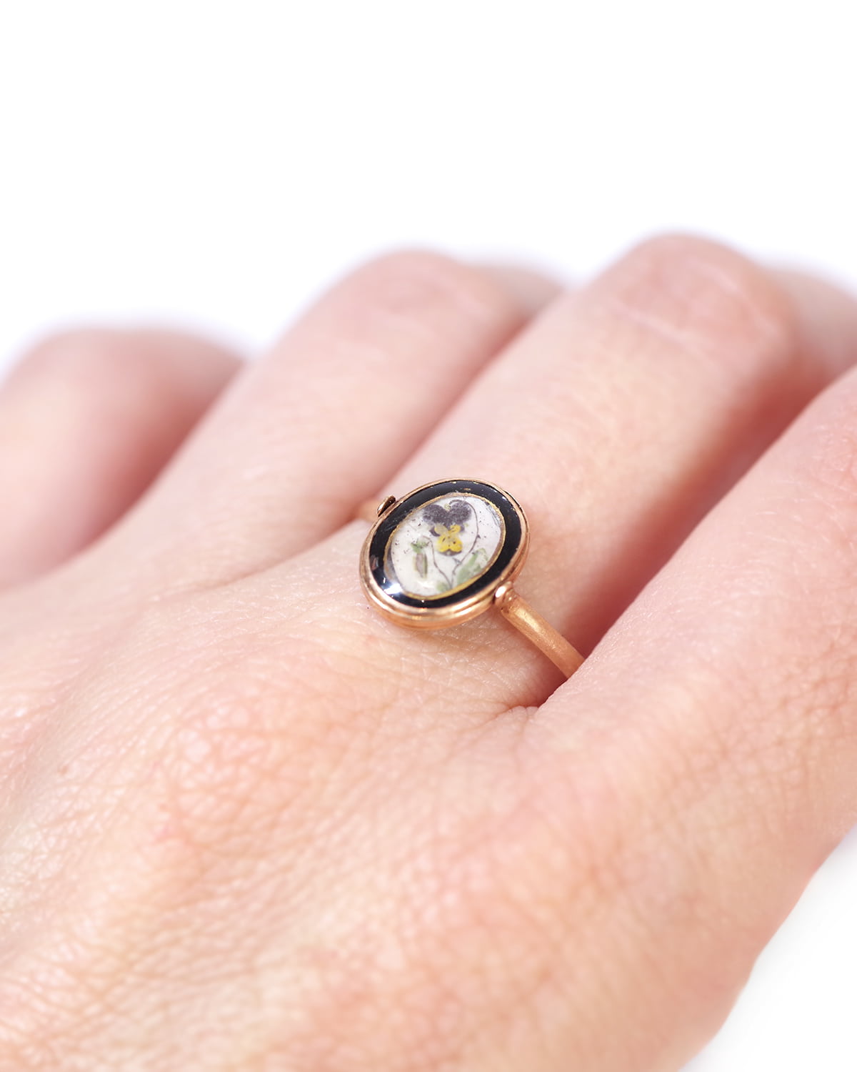 Georgian antique swivel ring