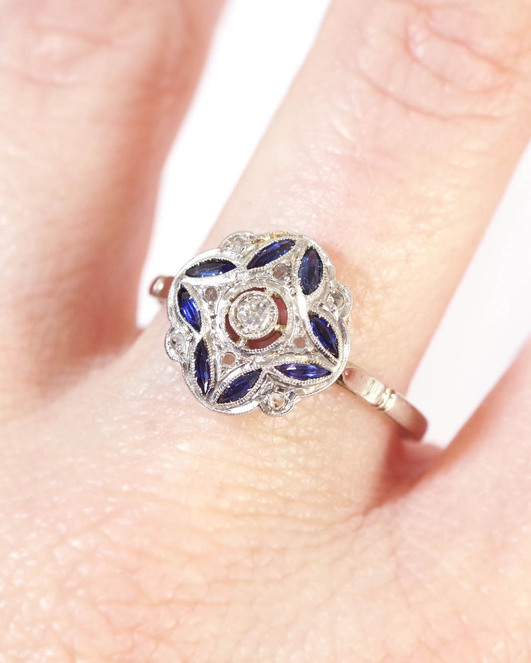 Art Deco sapphire diamond ring