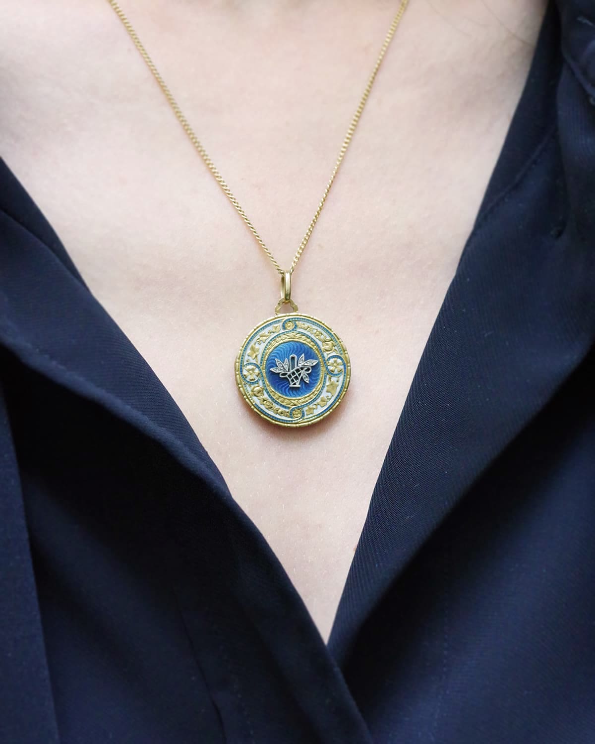 Pendentif ouvrant sentimental