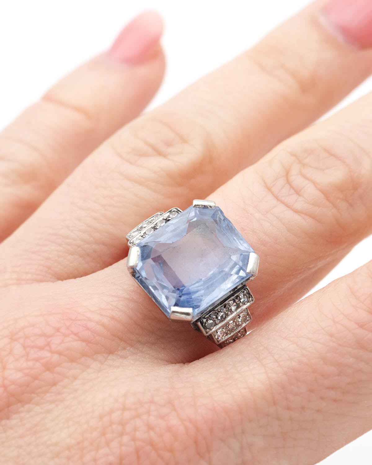 Art Deco platinum sapphire ring
