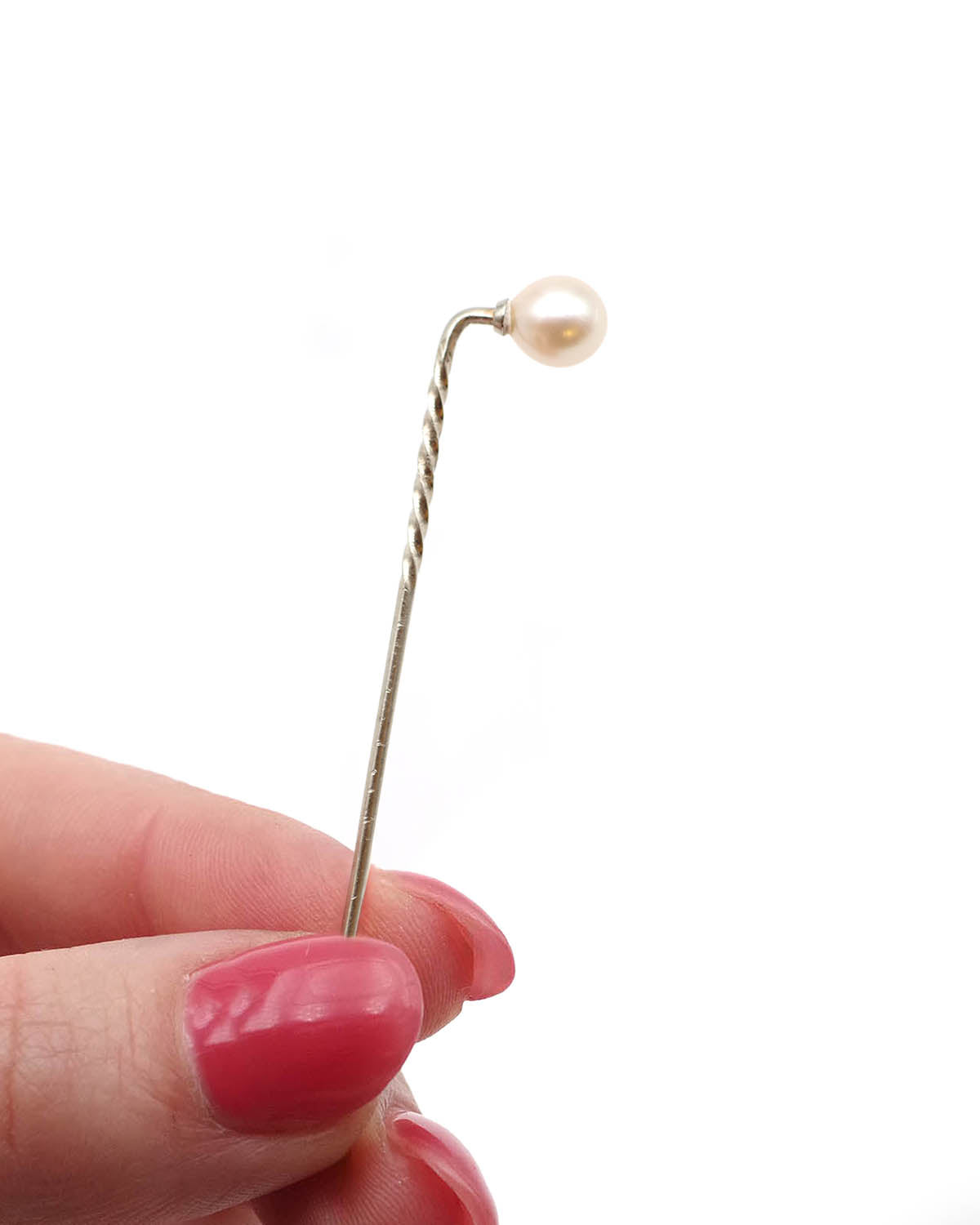 Antique pearl tie pin