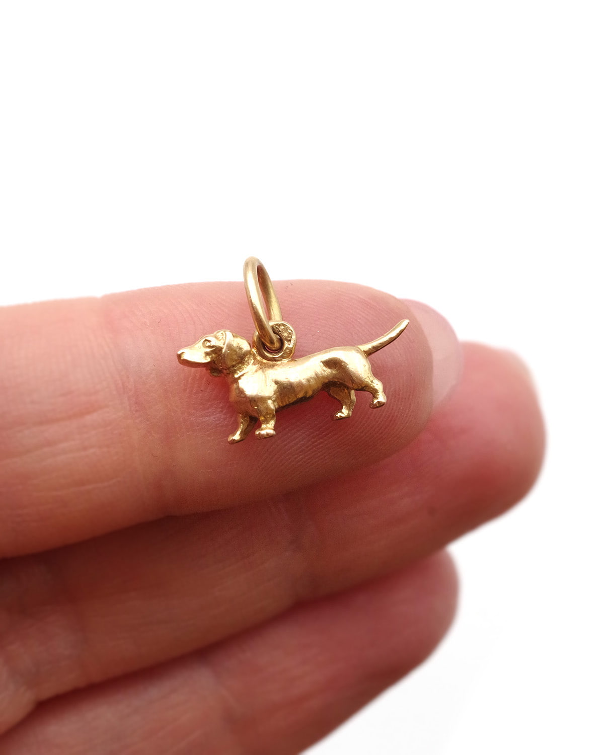 sausage dog charm pendant in gold