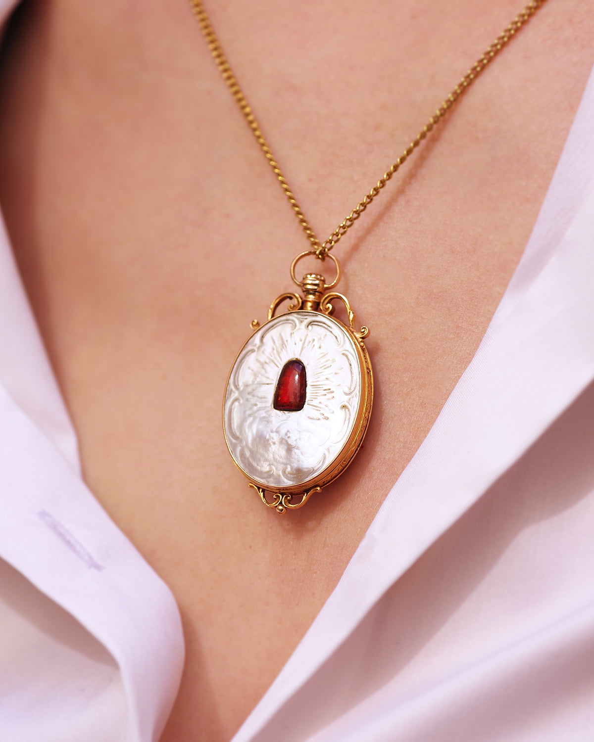 Antique gold locket pendant