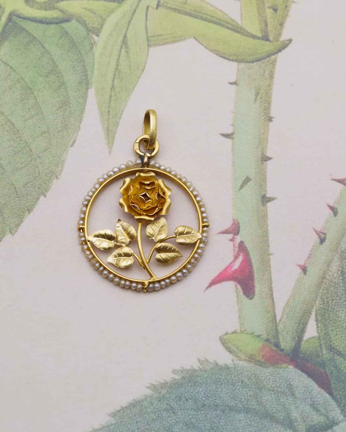 Art Nouveau flower pendant