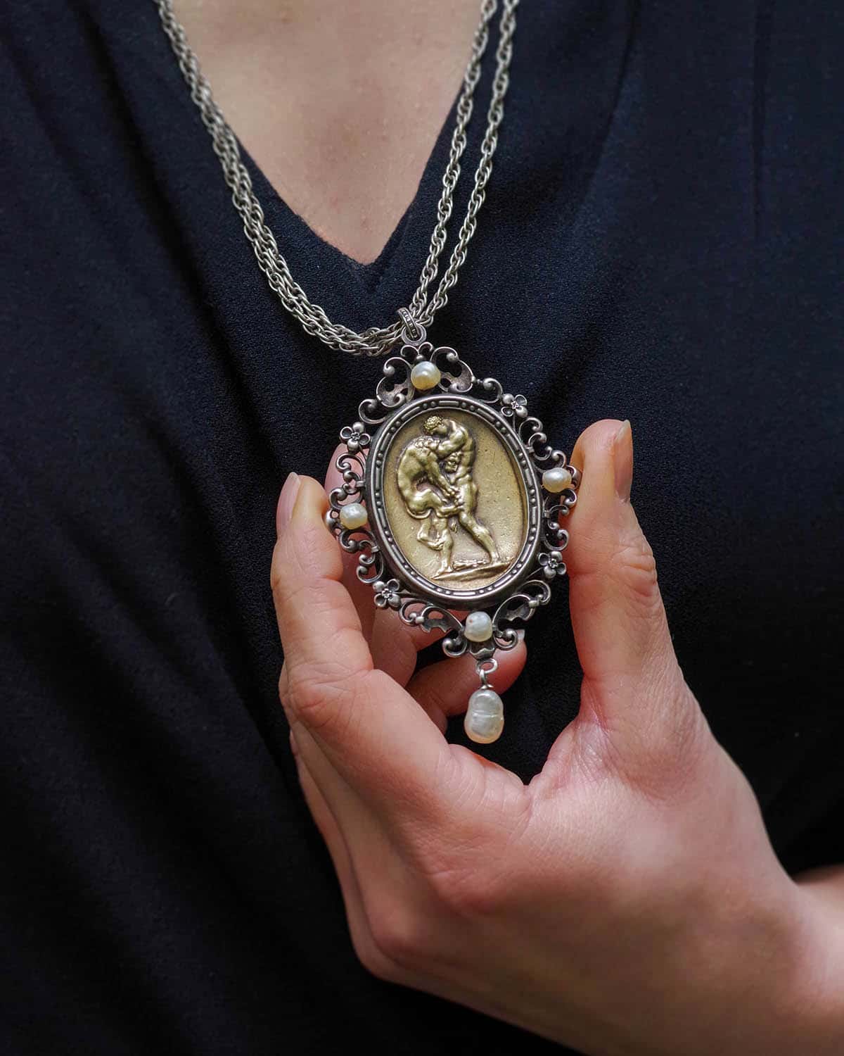 Medaillon Jules wiese perles et Hercule