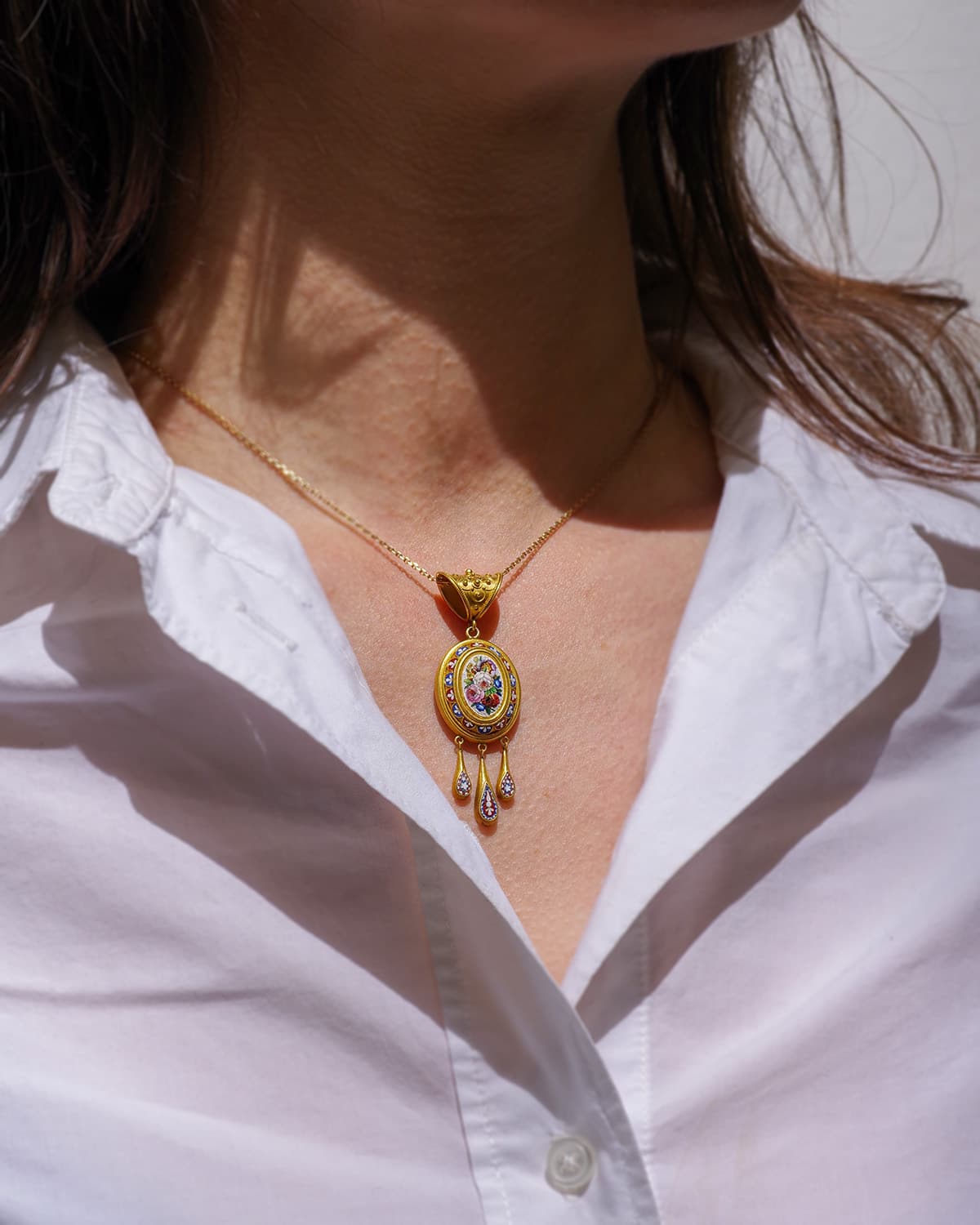 Pendentif médaillon fleur