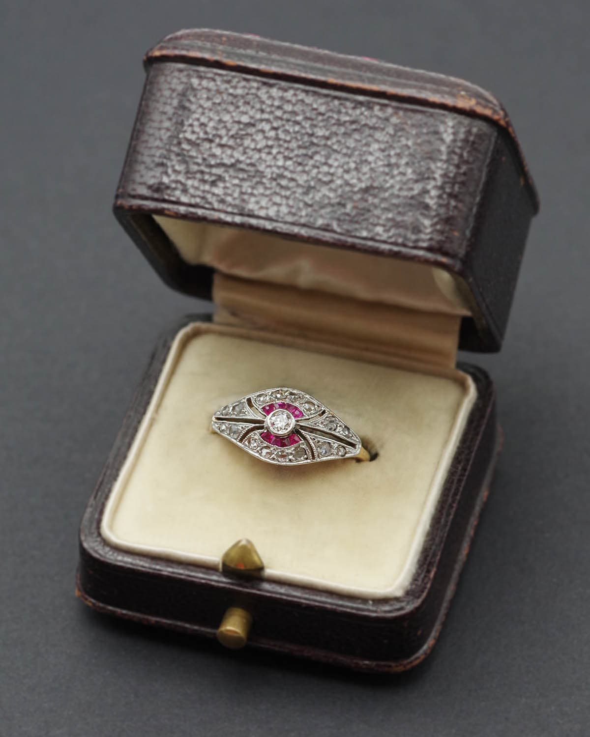 Ruby diamond band ring in gold