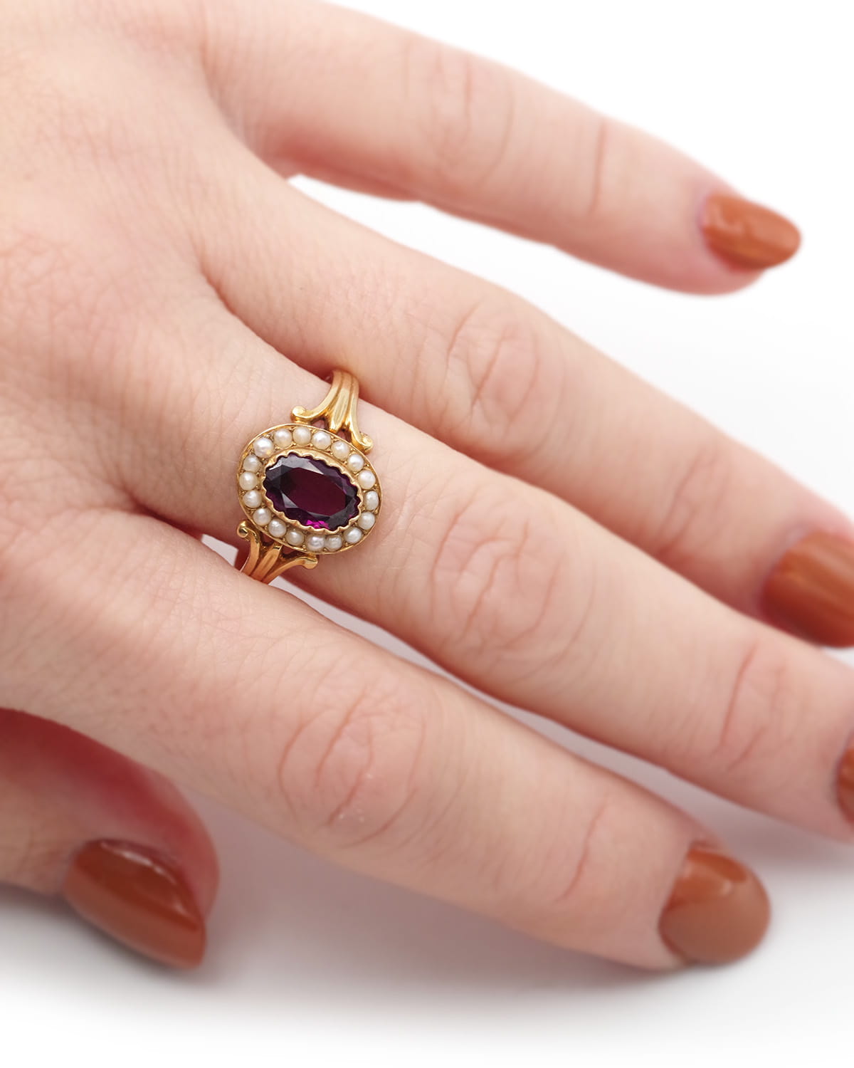 French Victorian garnet ring