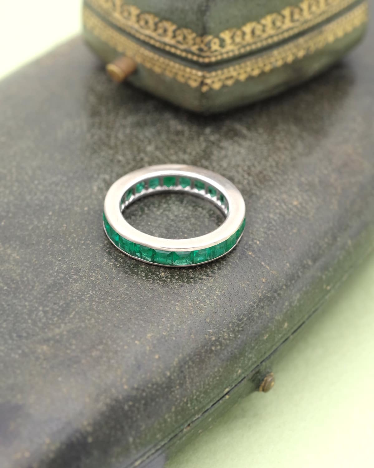Colombian emerald ring by boucheron