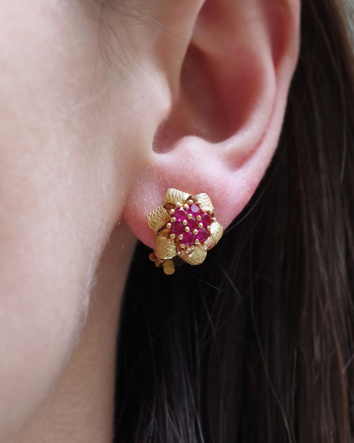 Vintage clips earrings 18k gold