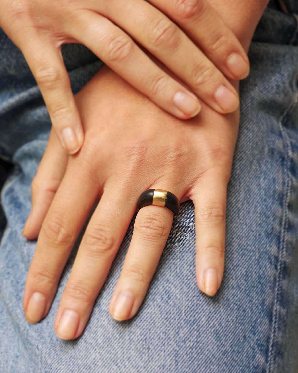 Bague jonc en or et bois