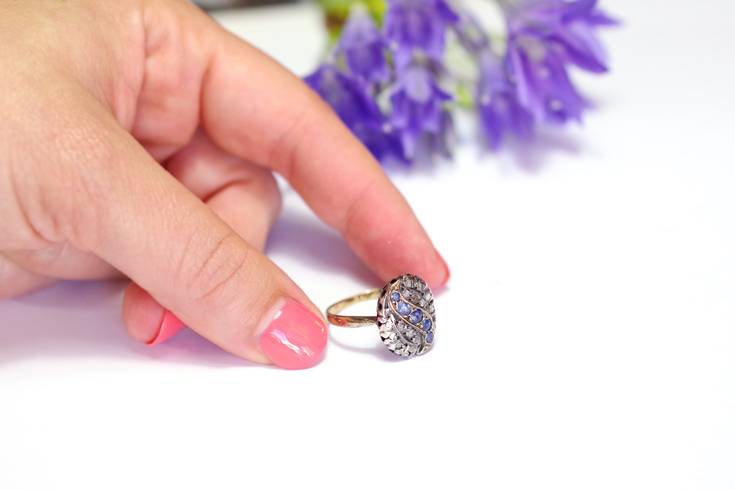 bague ovale vague saphir diamant taillés en rose or jaune