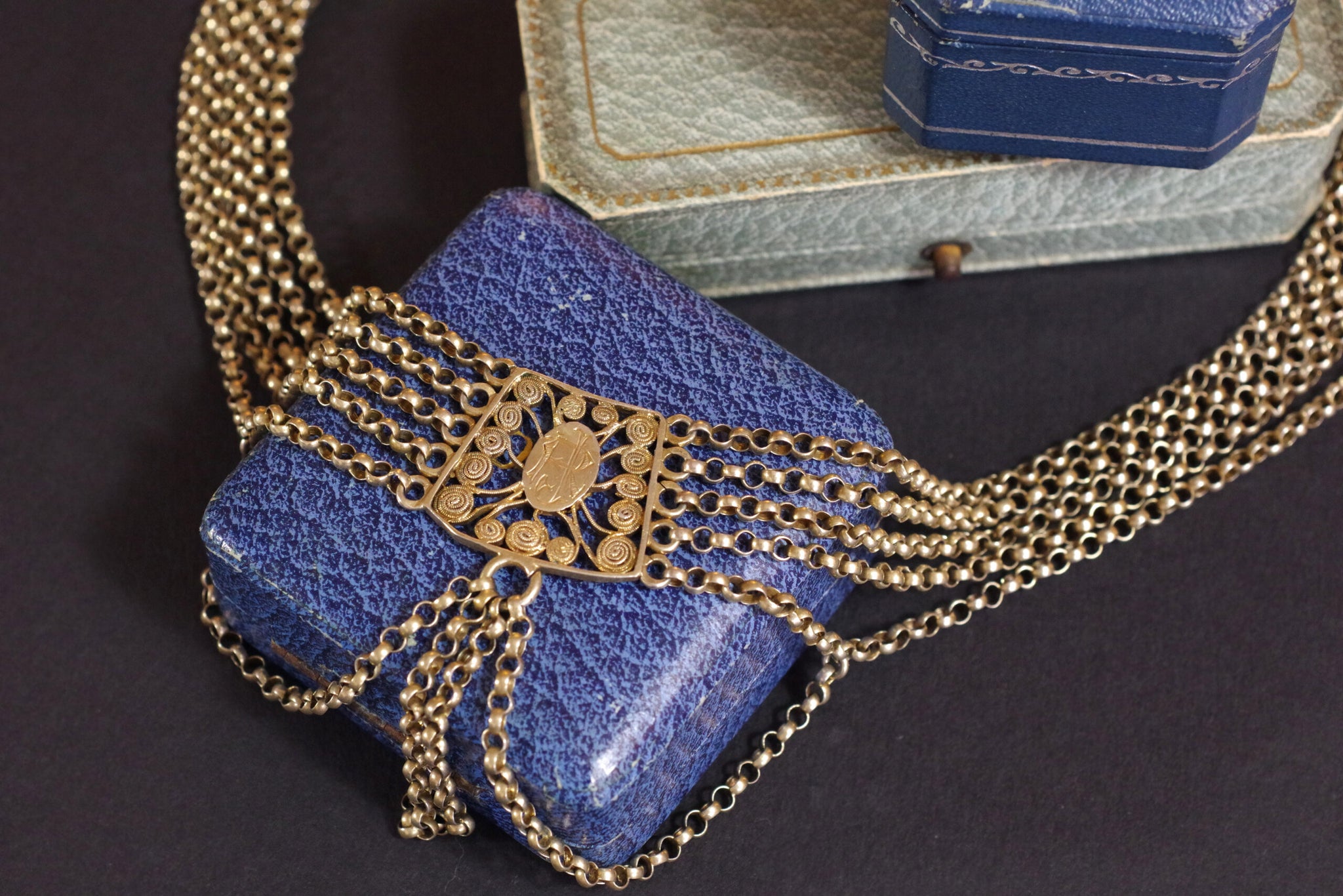 Superbe Collier Ras Du Cou Ancien Avec Pendentif – Années 1970 Vintage, Couleur Marron