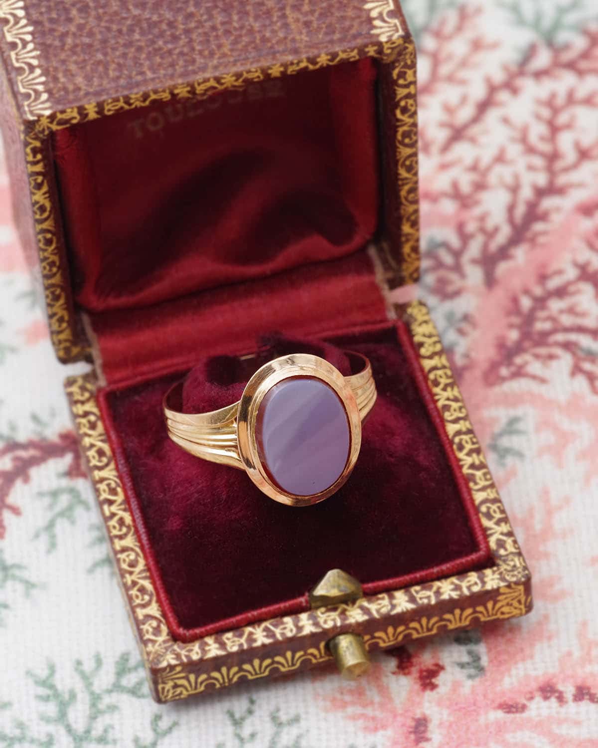 Antique nicolo agate signet ring