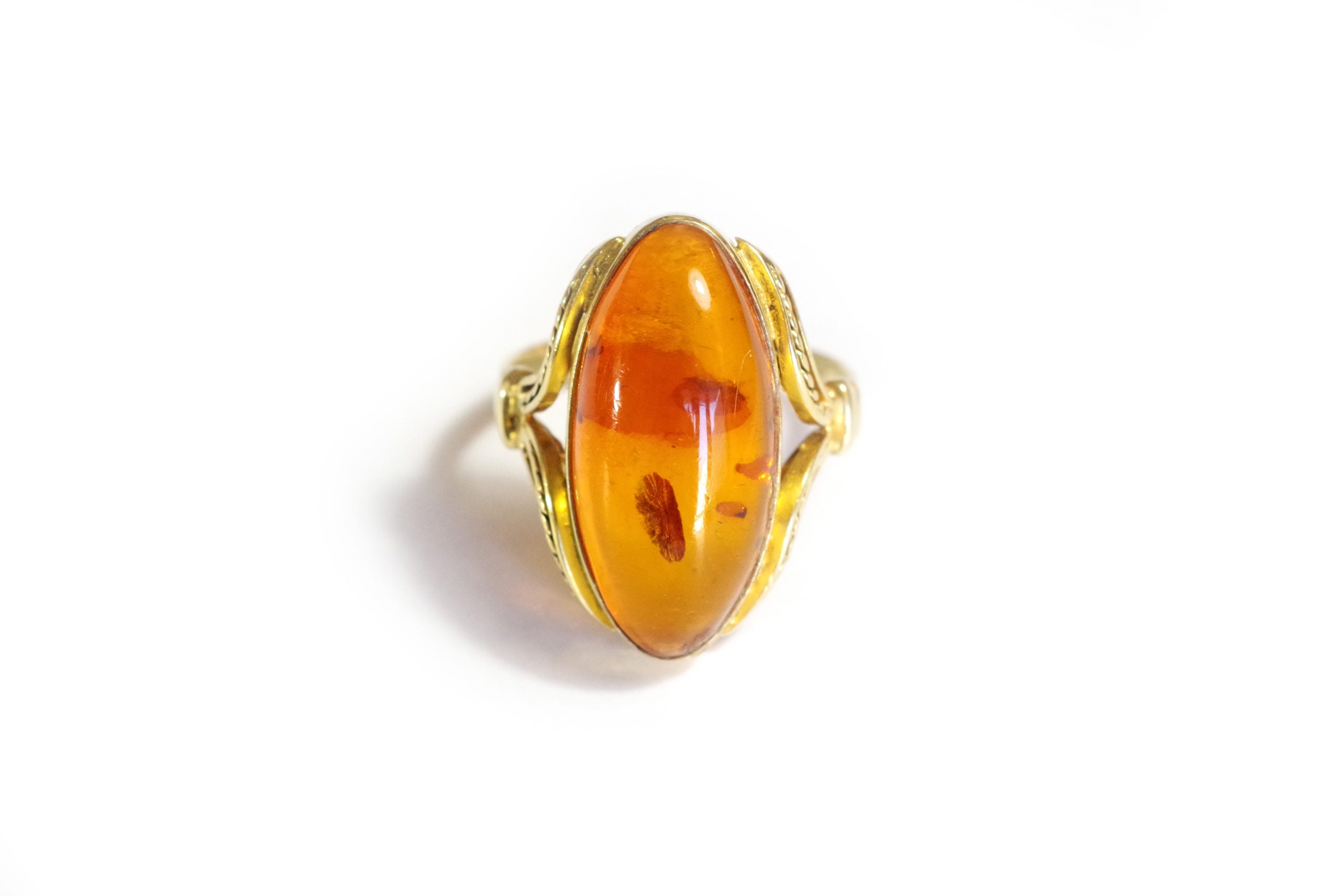 vintage amber ring in gold