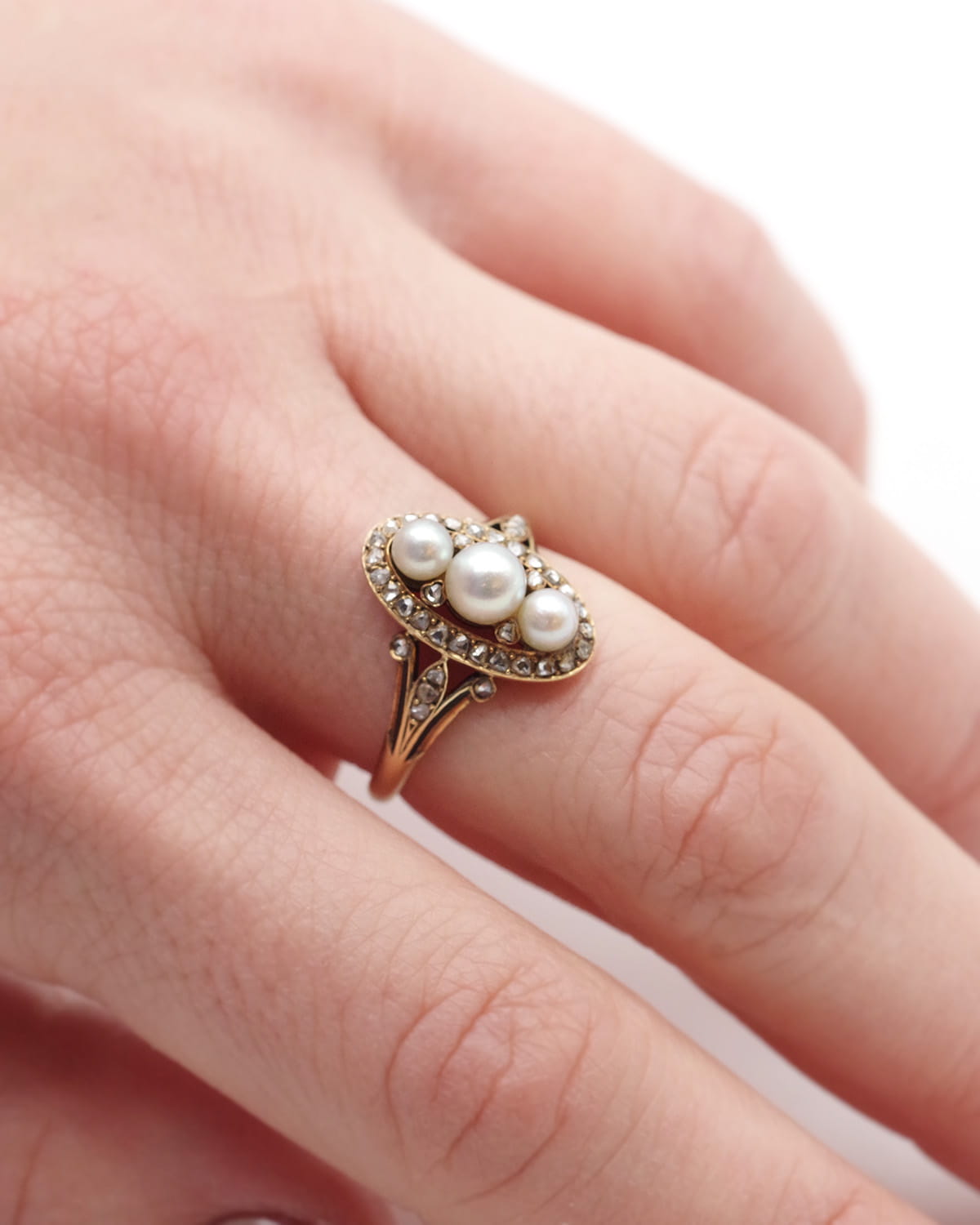 Belle Epoque diamond pearl ring