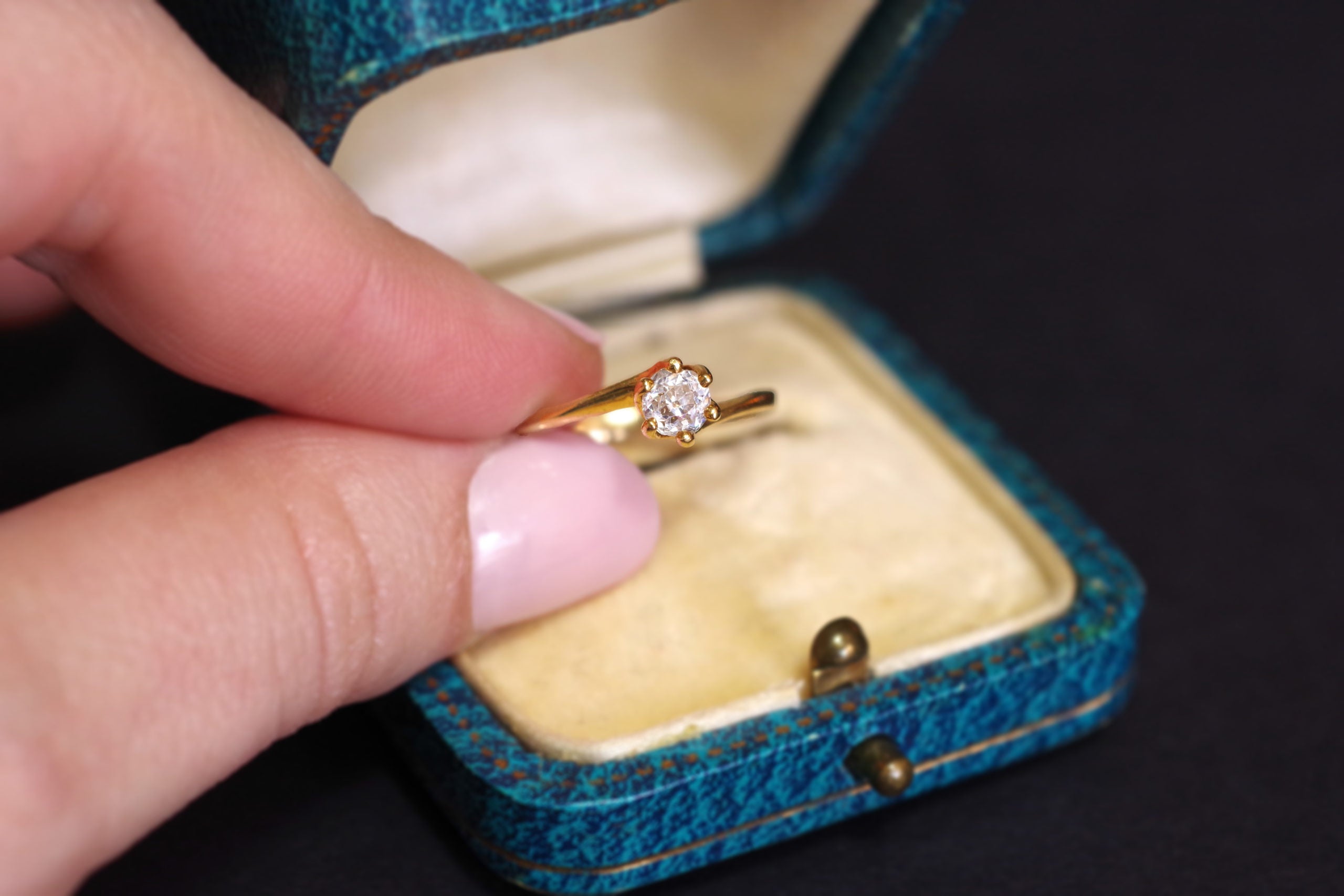 bague mariage or jaune diamant