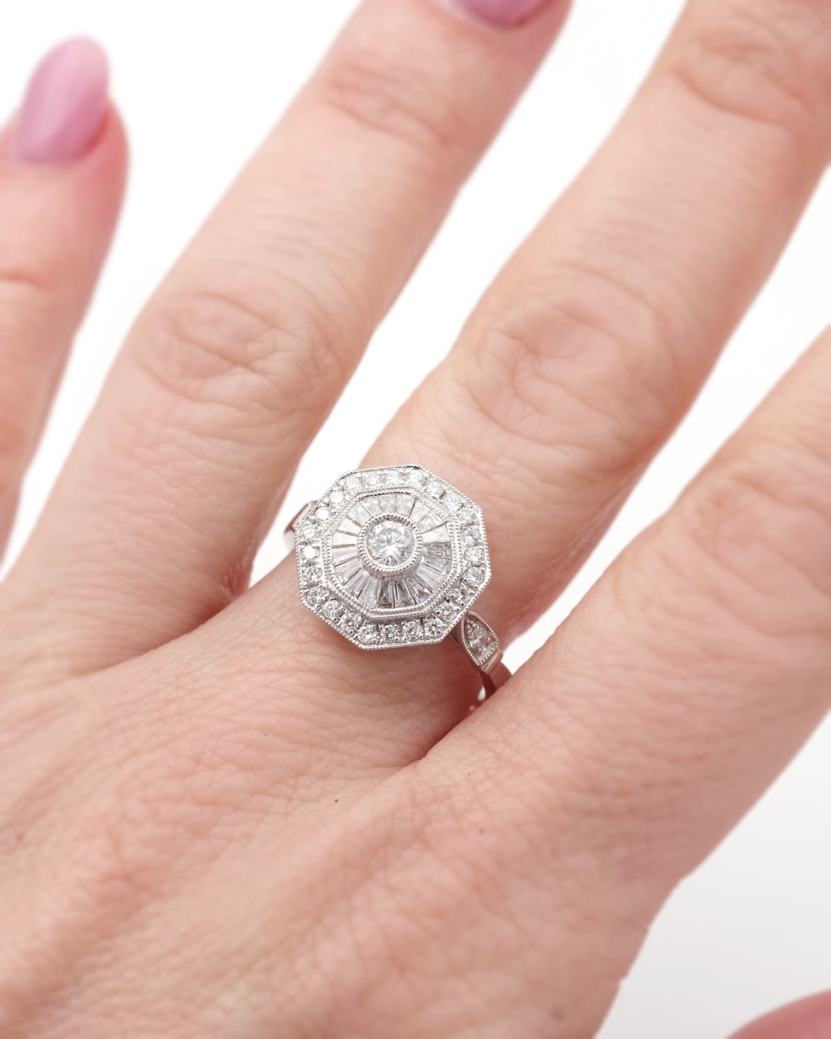 Art Deco diamond ring in white gold