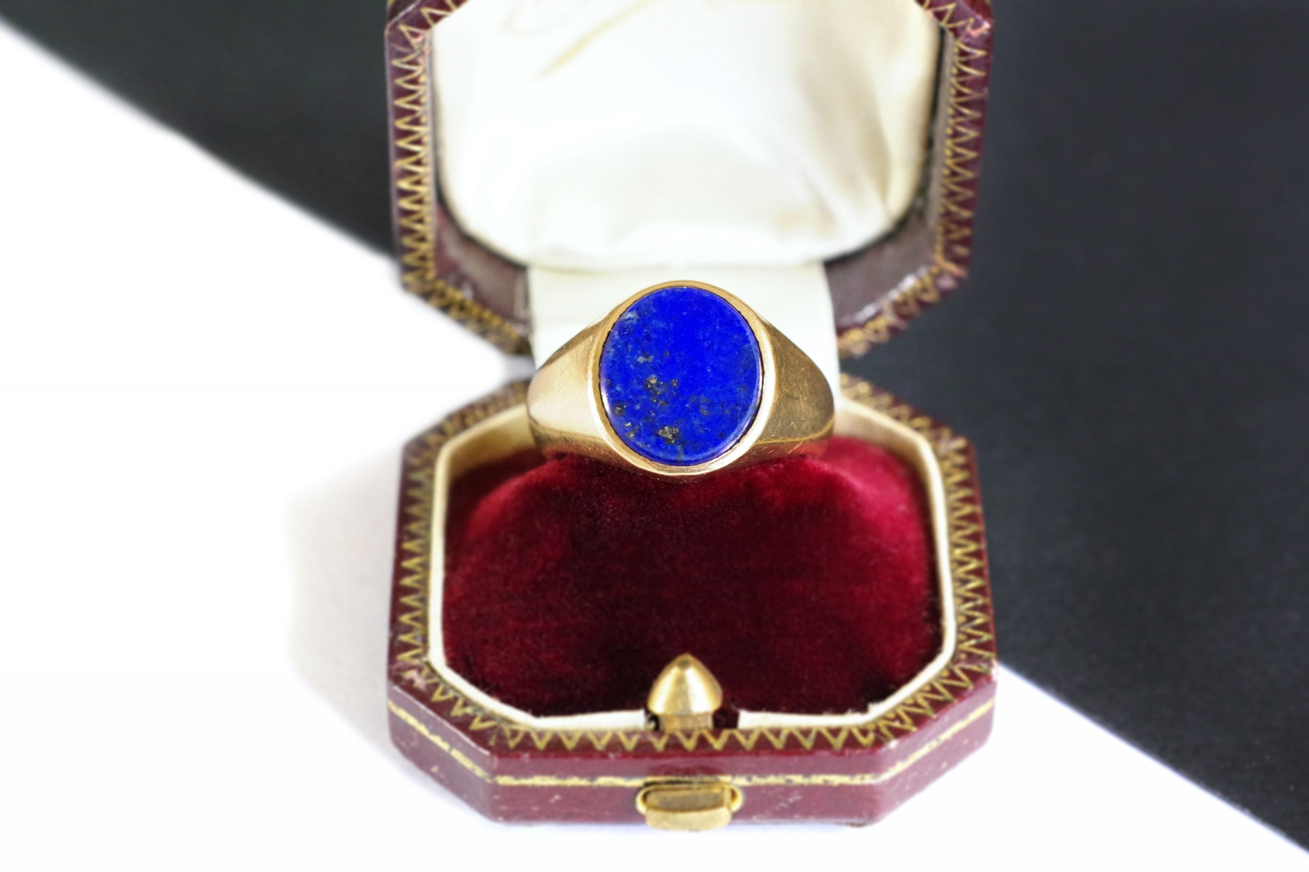 bague chevalière pour homme en lapis lazuli