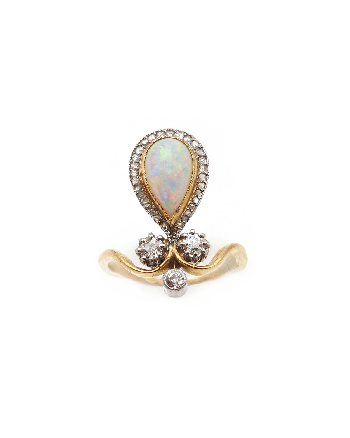 Bague opale duchesse en or