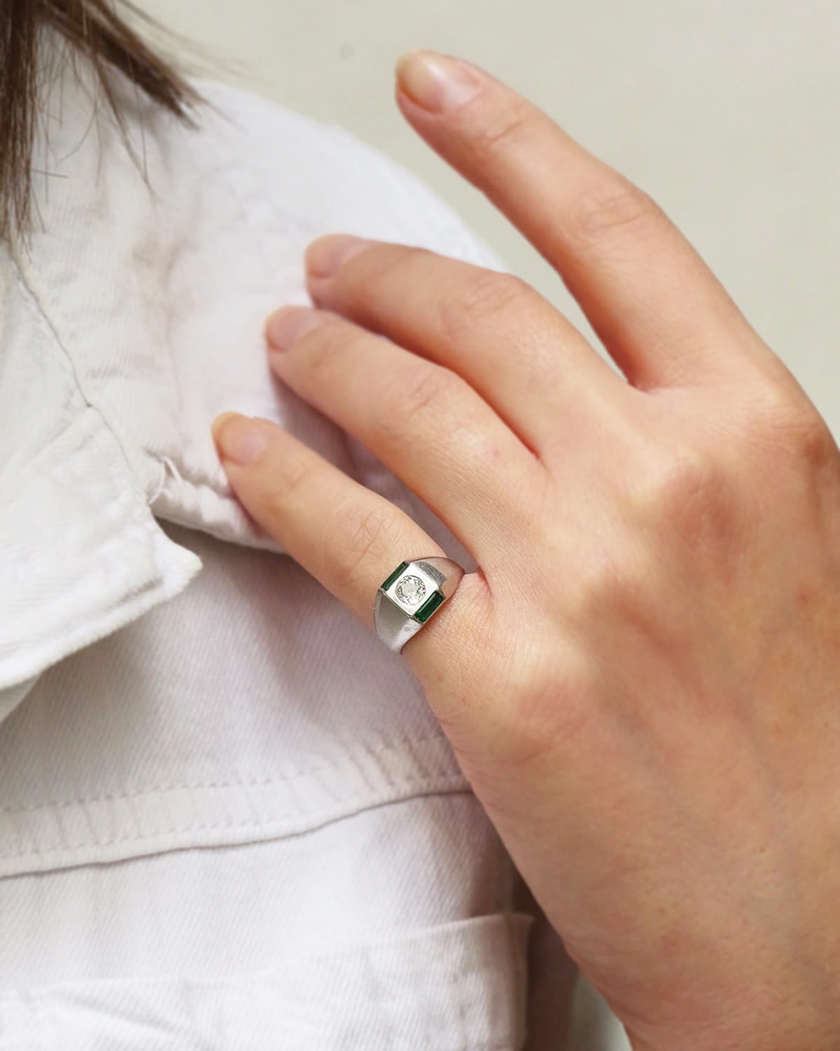 Bague chevaliere platine diamant