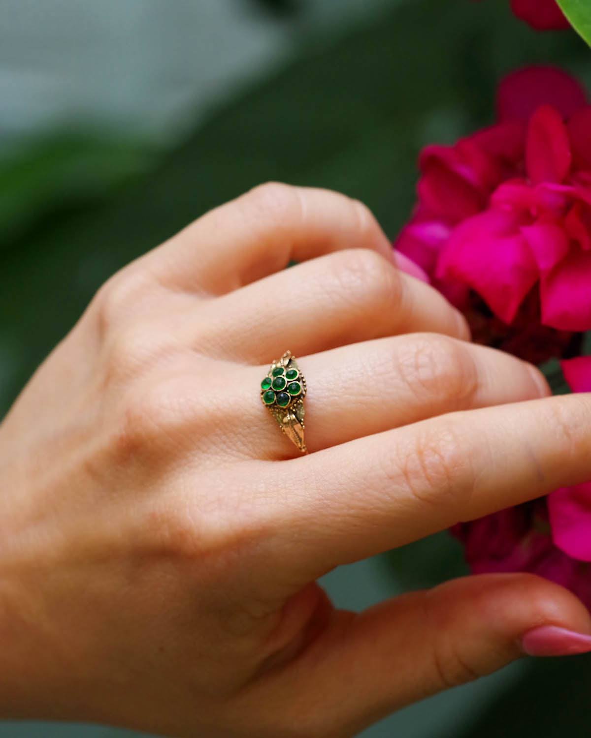 Antique flower regional ring