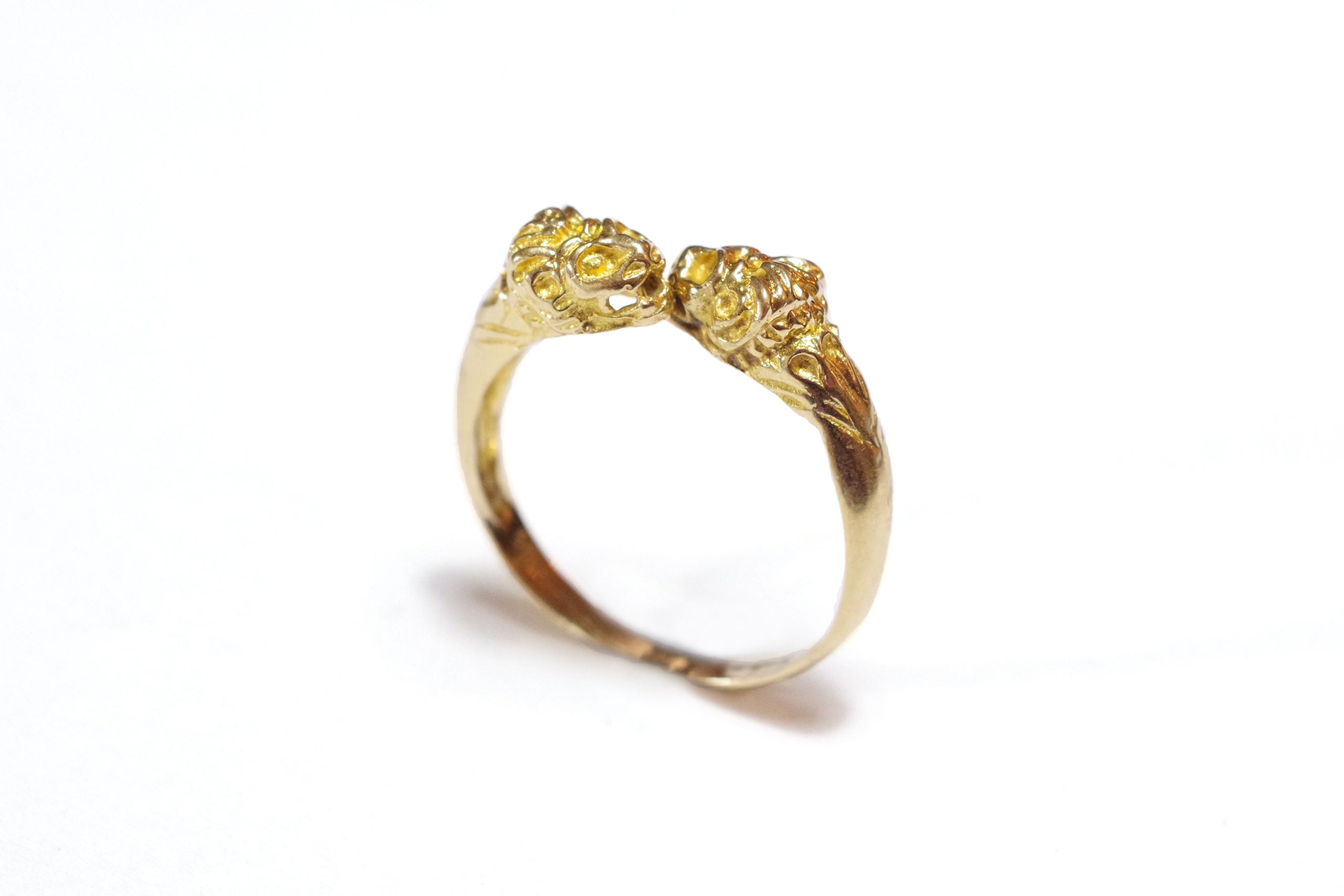 bague tete de lion or 14k