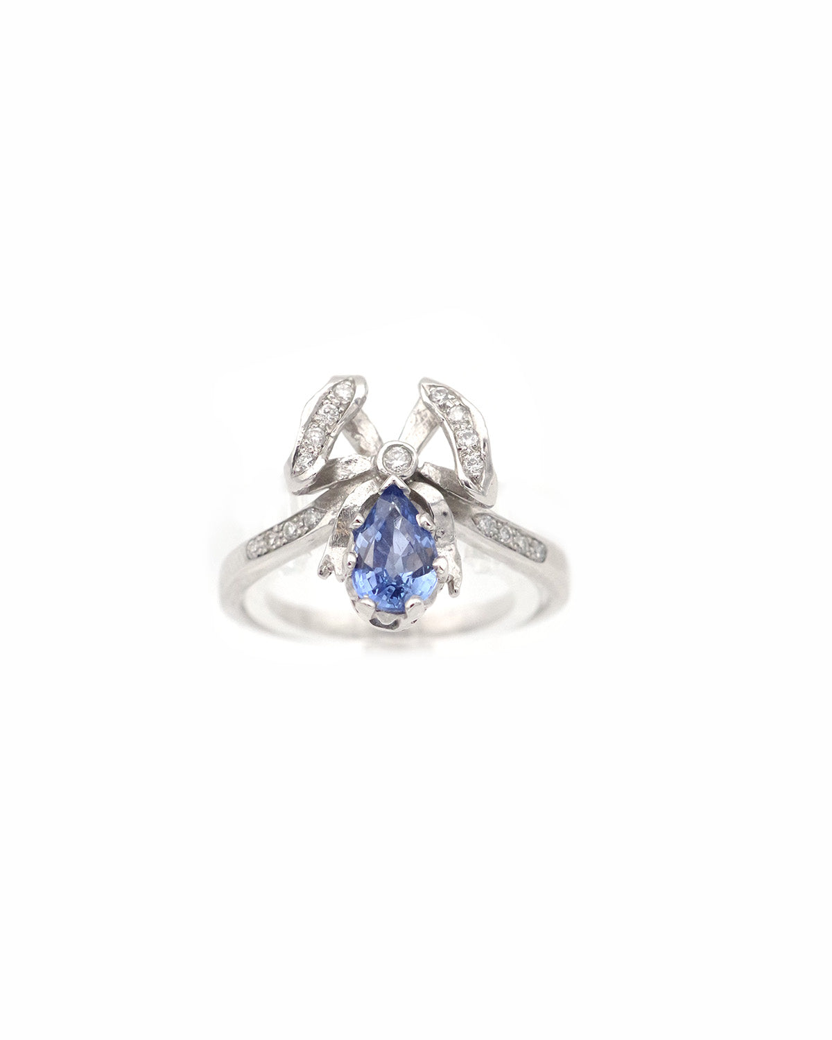 Pear-cut sapphire bow ring