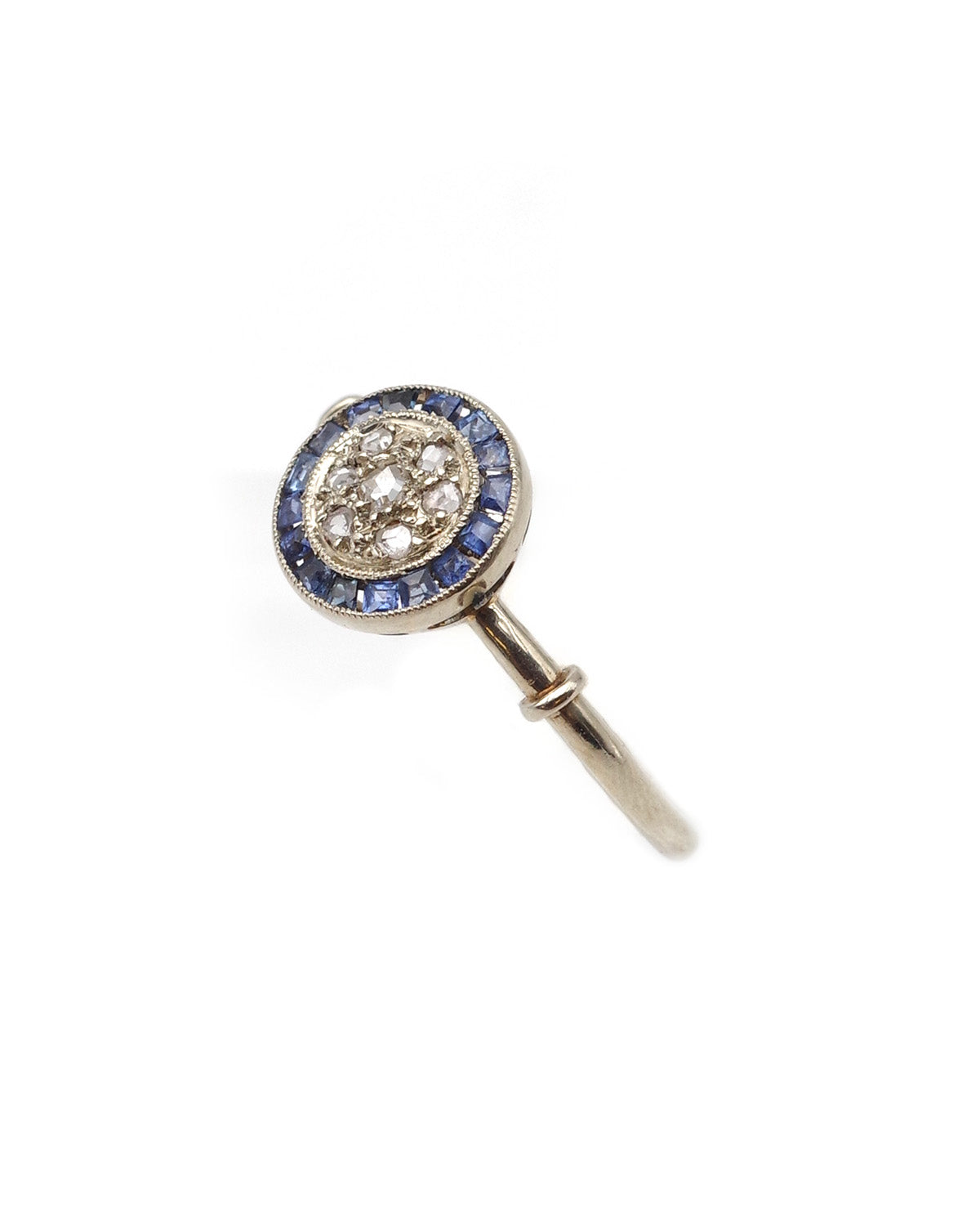 Bague en platine saphirs