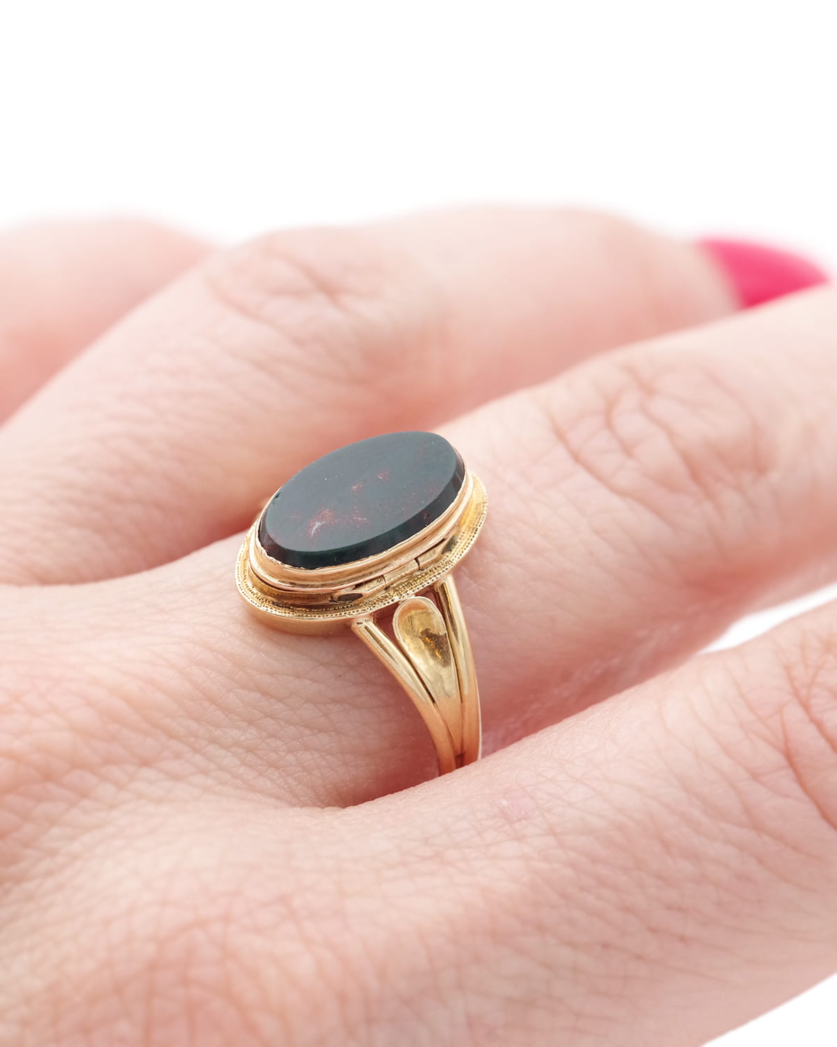 Victorian green bloodstone ring