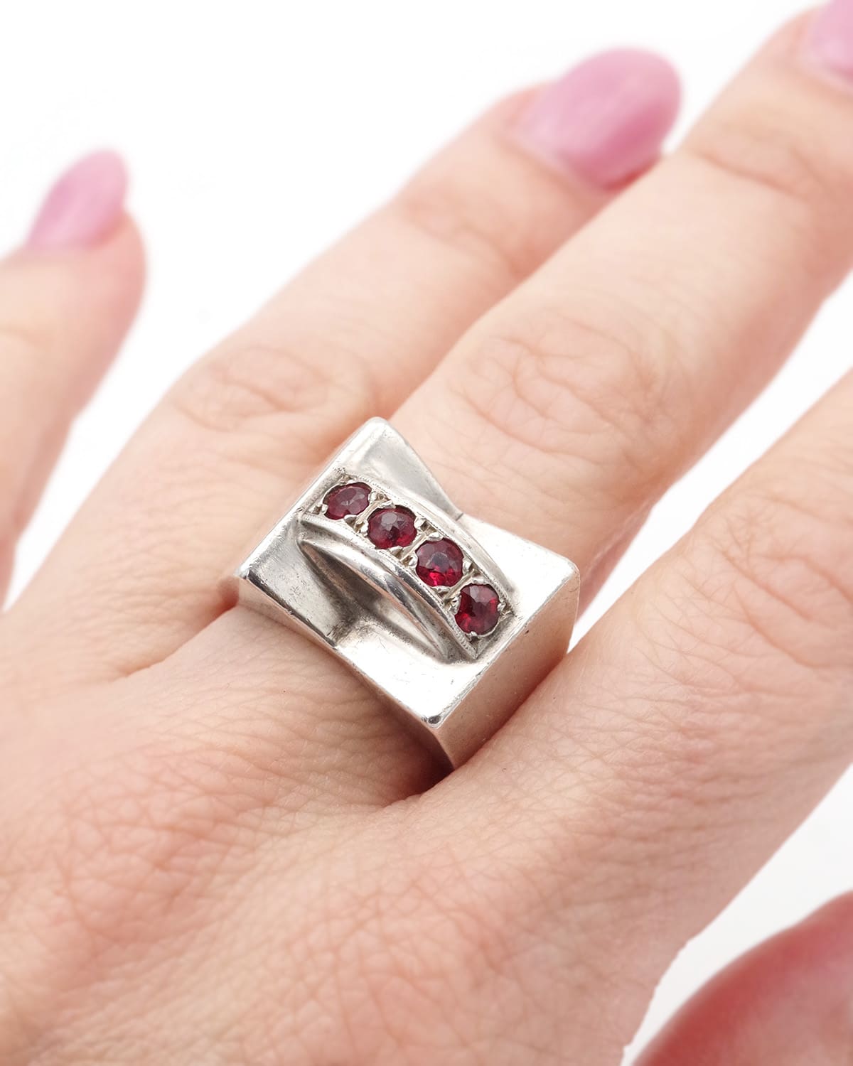 bague tank grenat argent