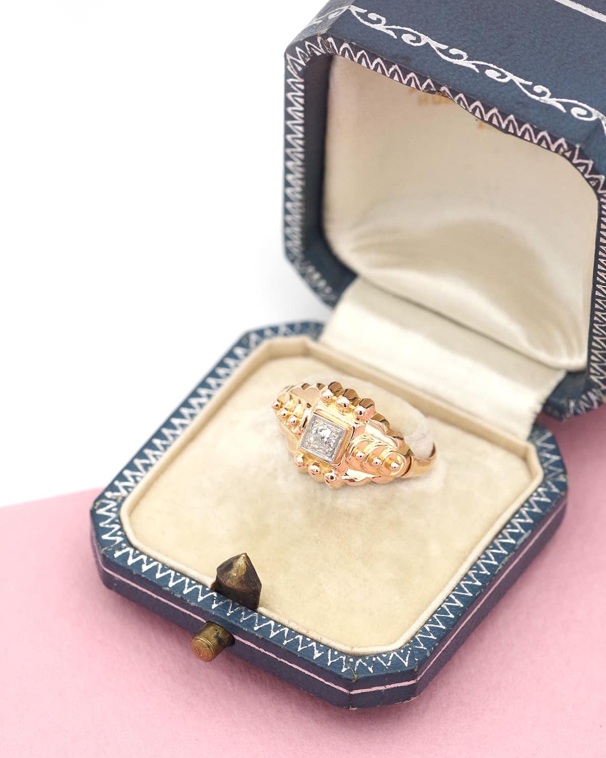 Bague Rétro diamant en or