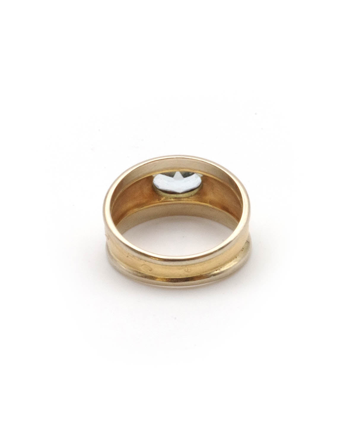 Vintage topaze band ring