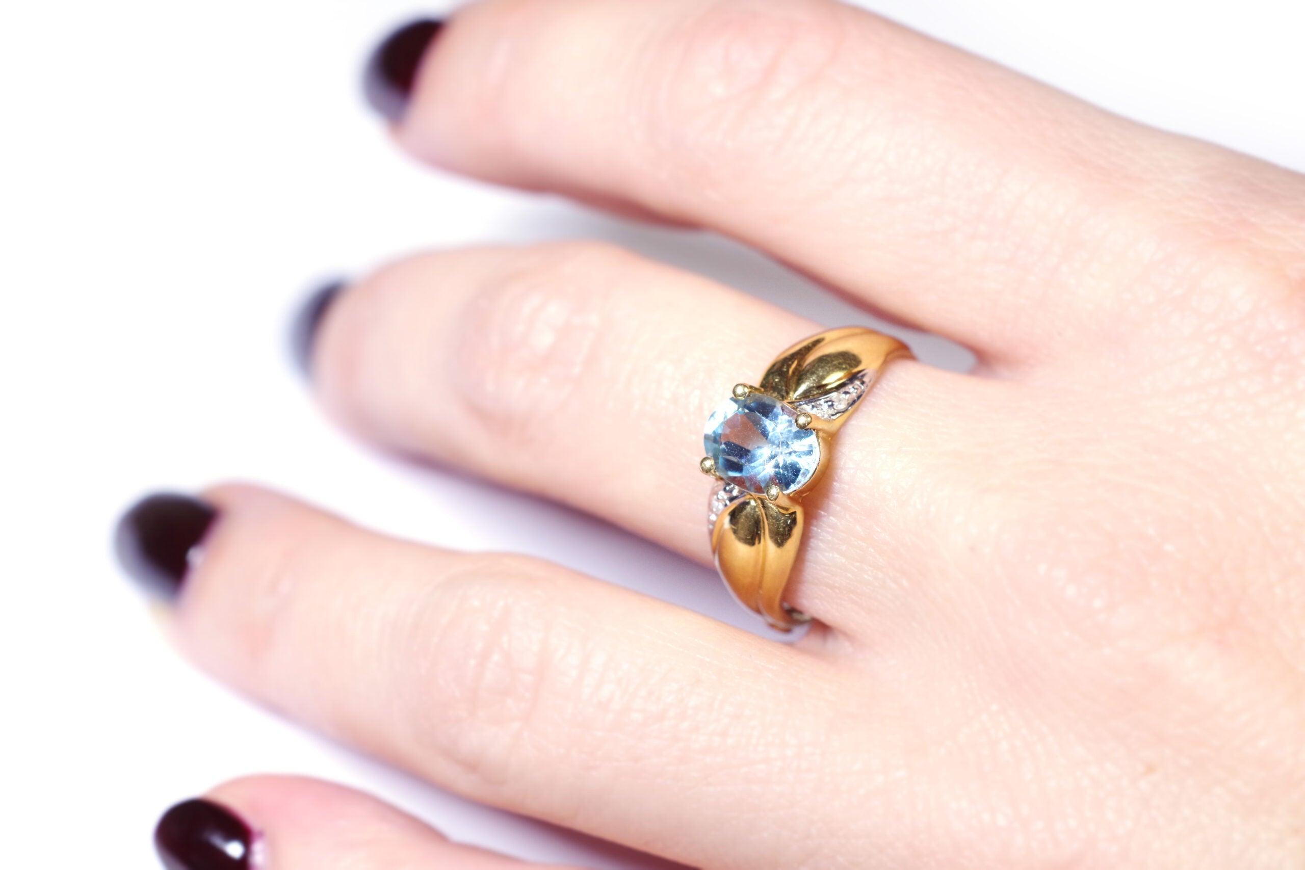 bague topaze diamants en or 18k