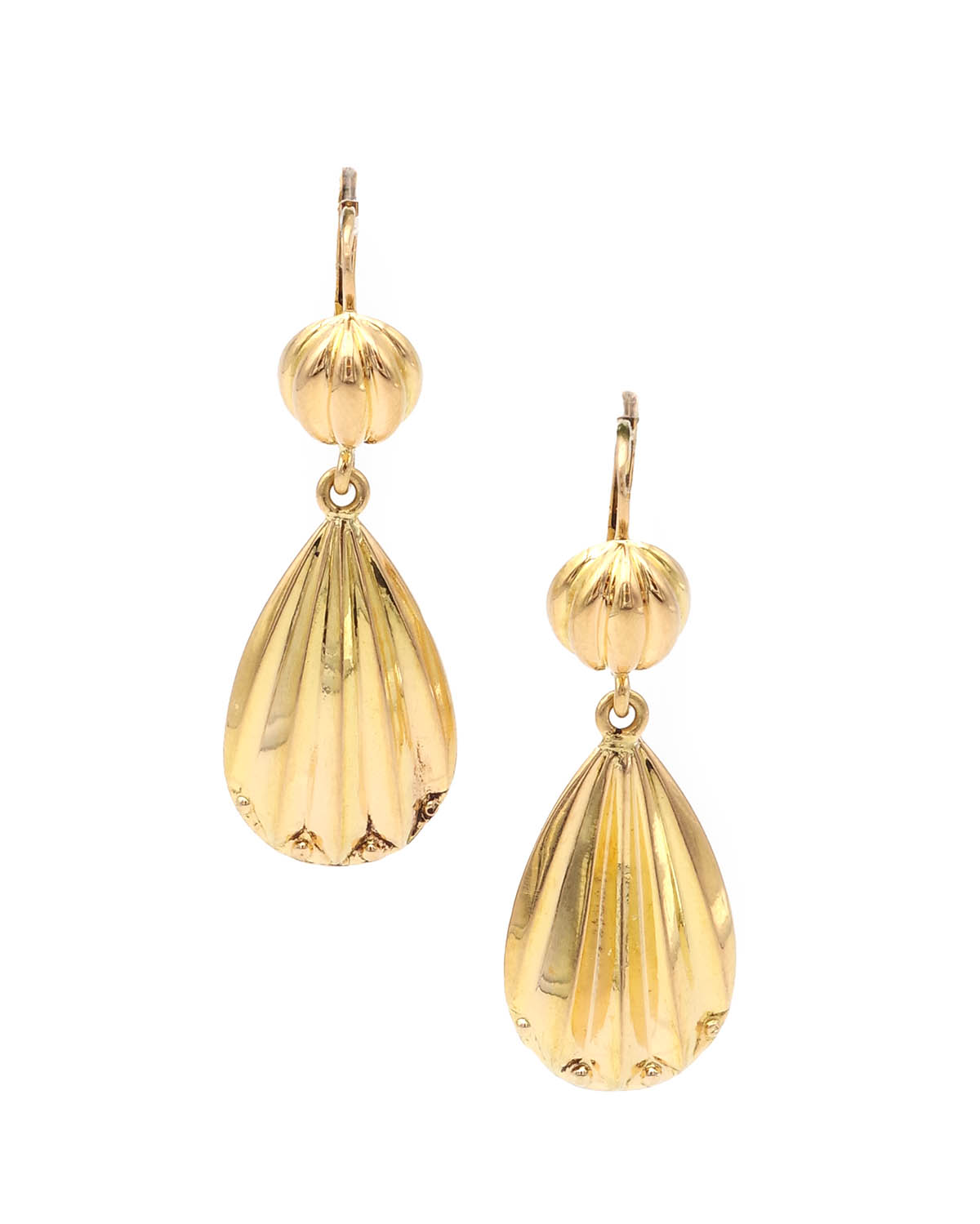 boucles d'oreille longue en or