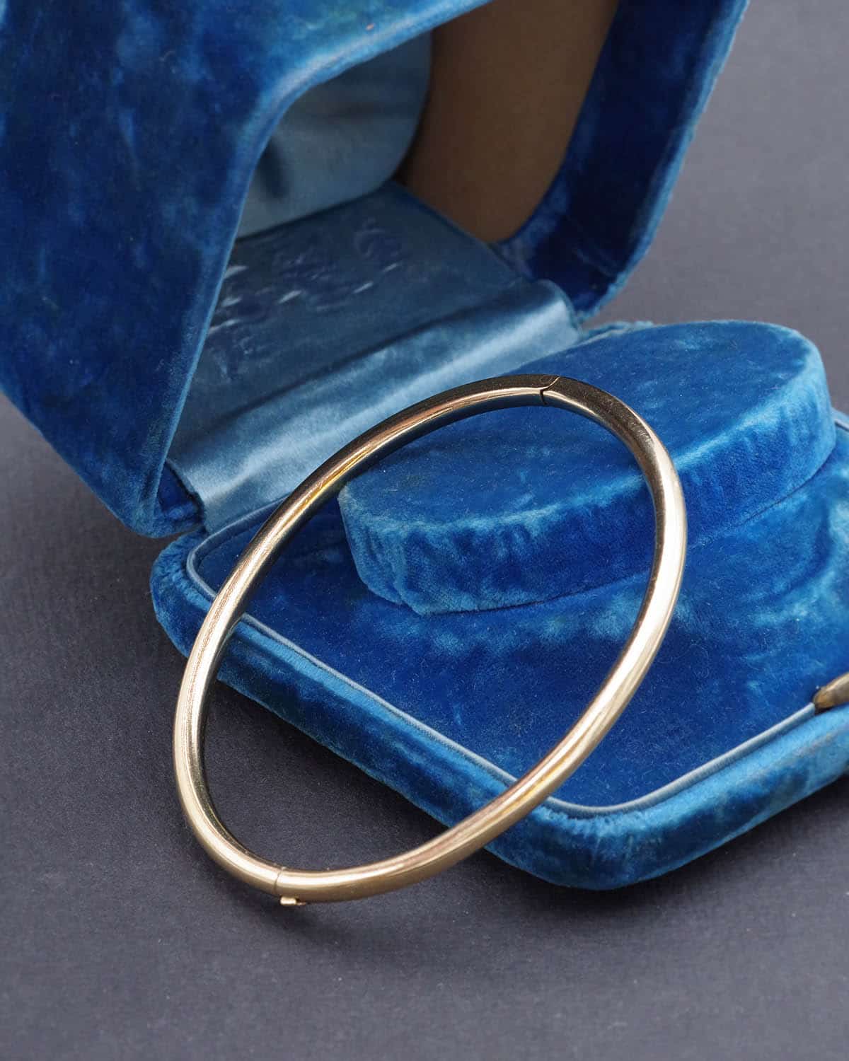 Gold bangle bracelet