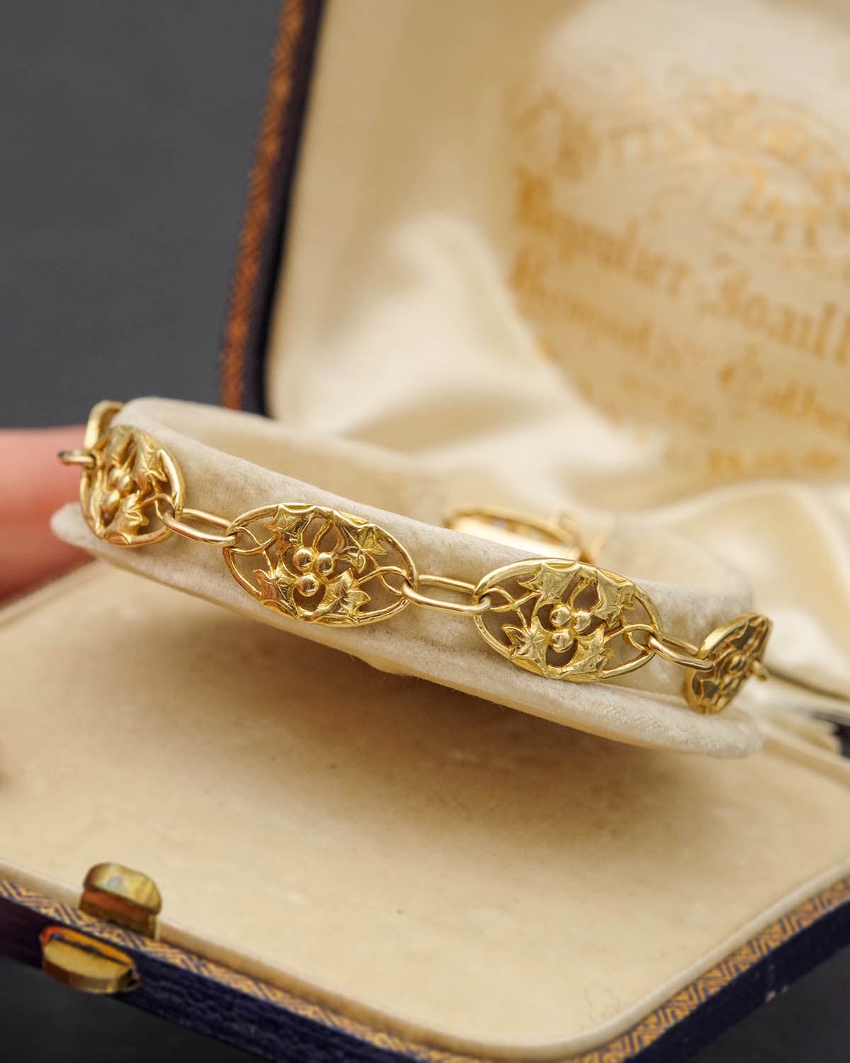 Edwardian gold bracelet