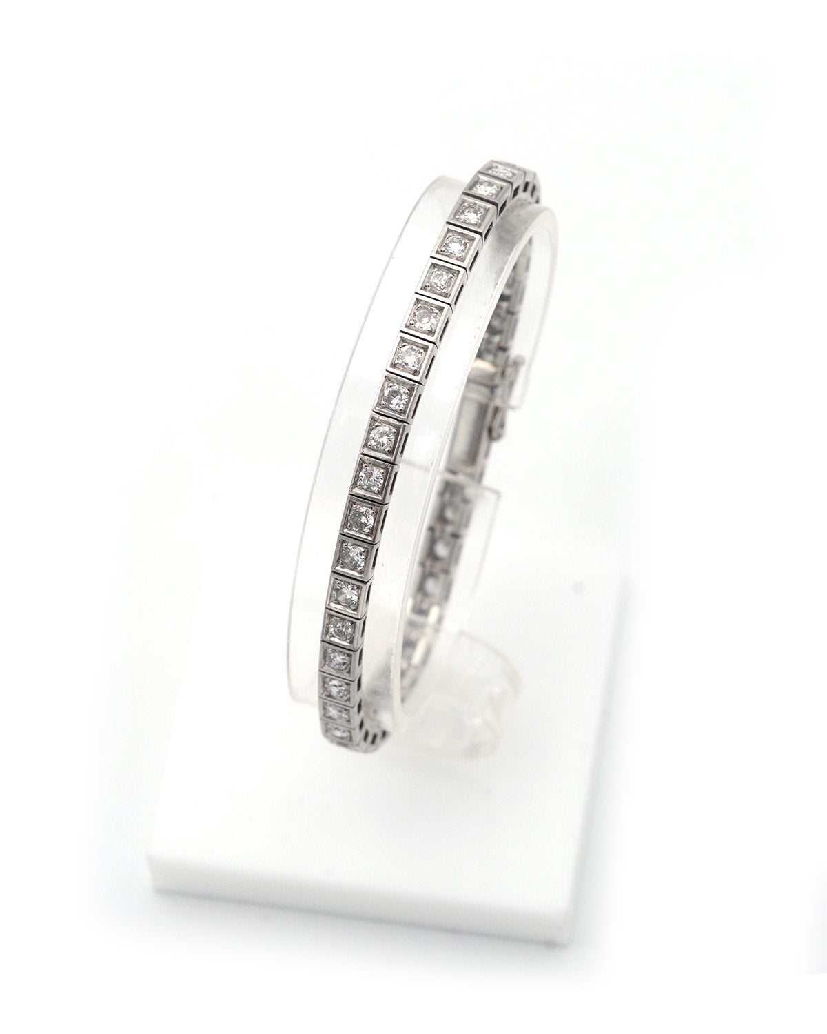 diamond tennis bracelet