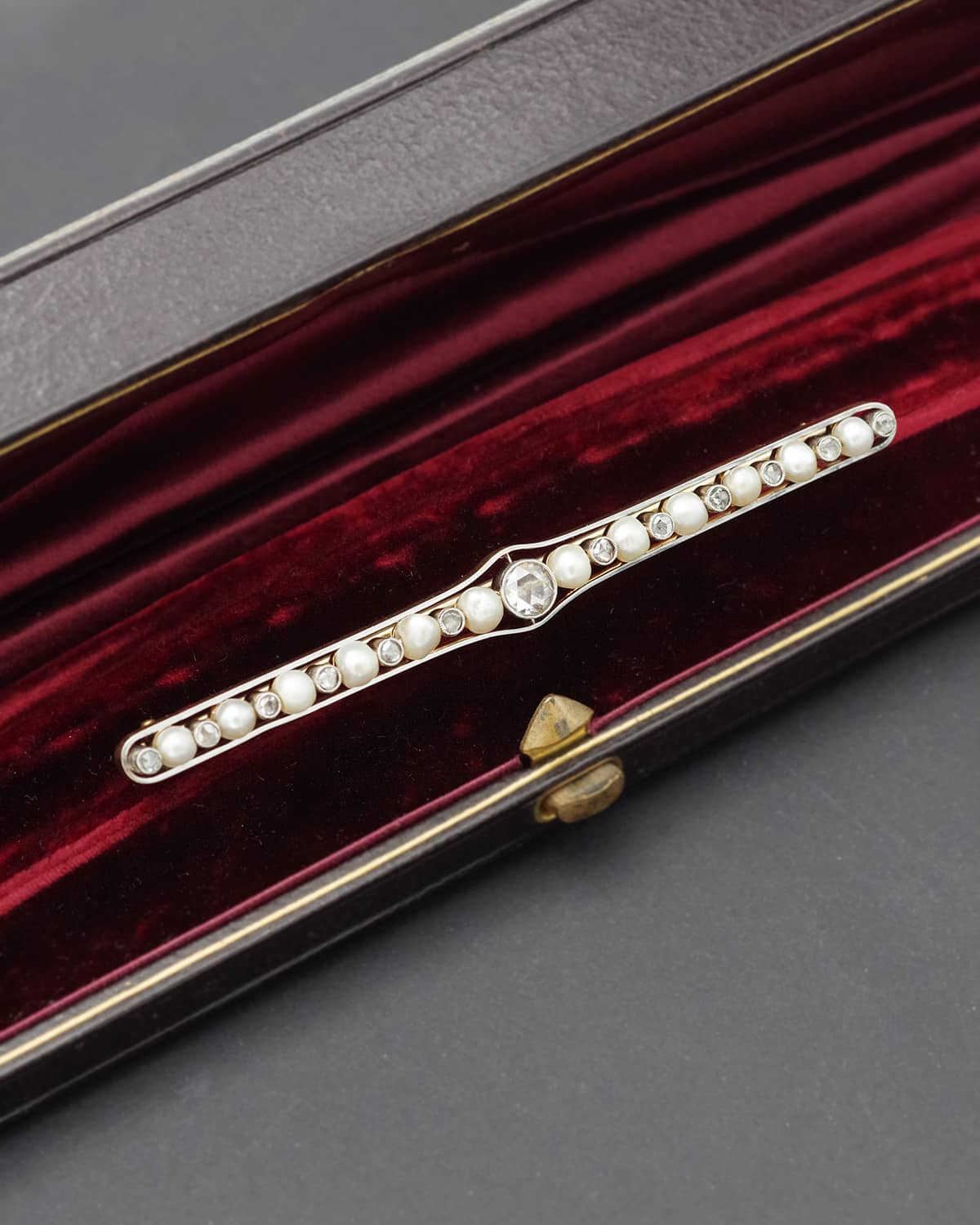 Grande broche barrette en or