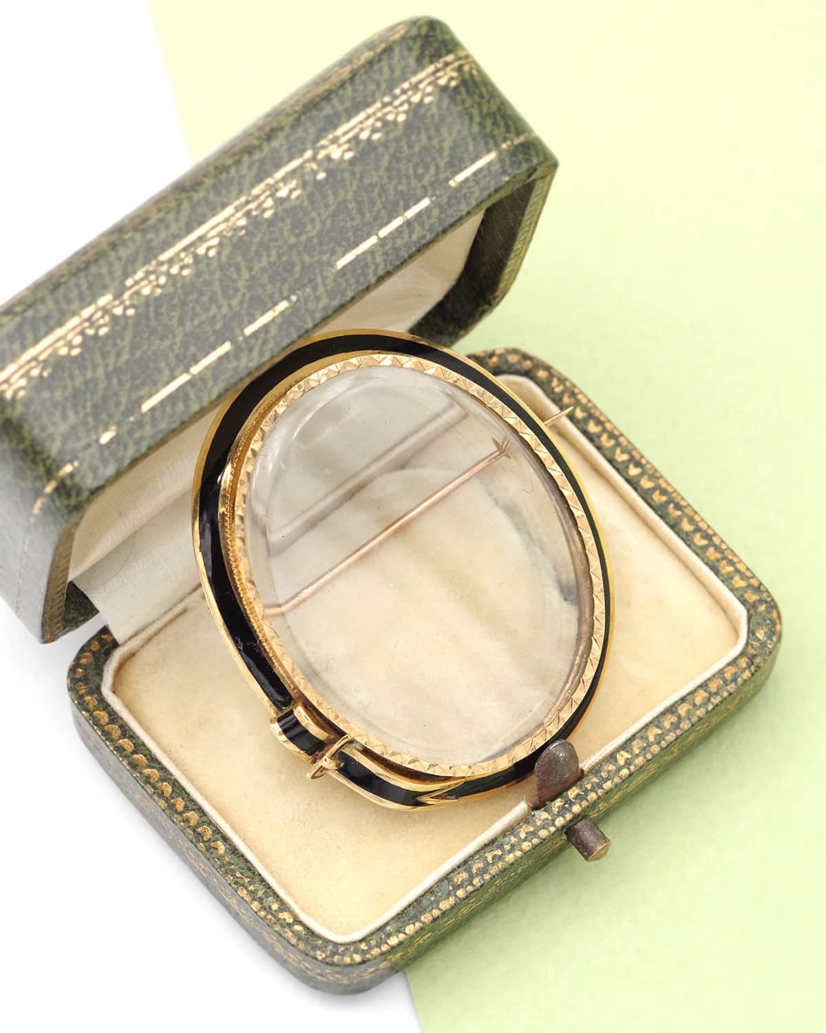 broche émail ceinture