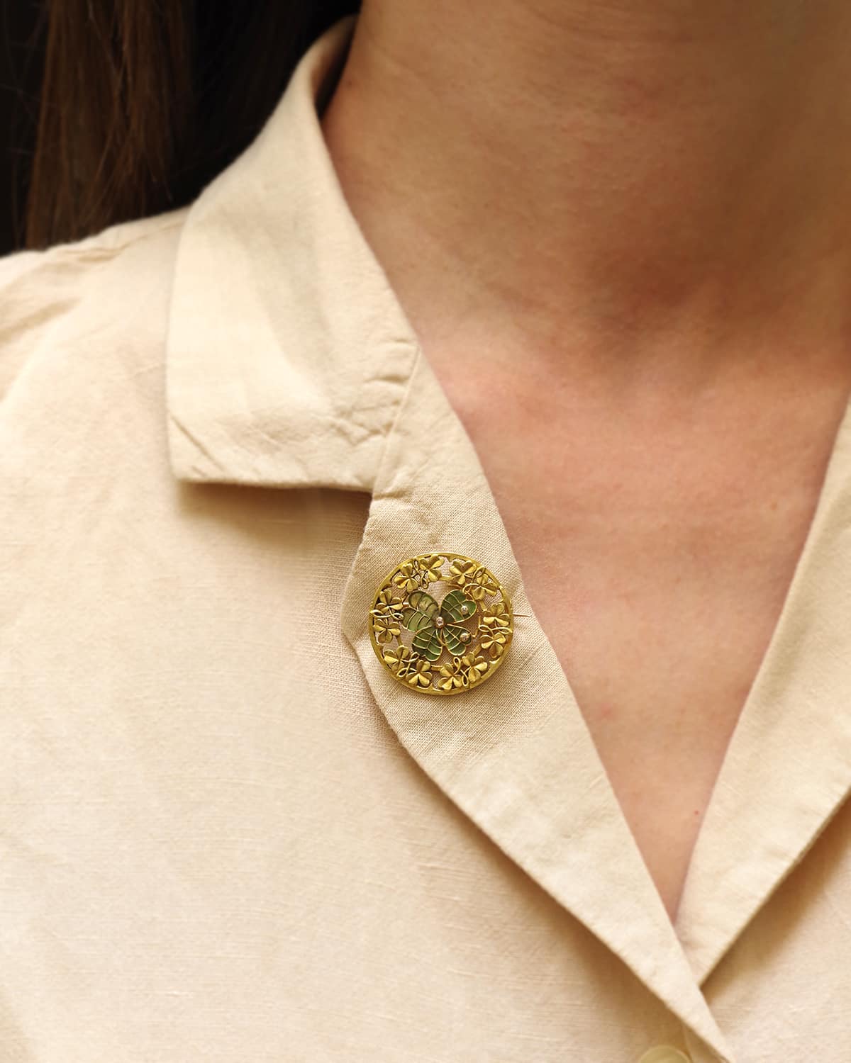 broche trèfle émail plique a jour