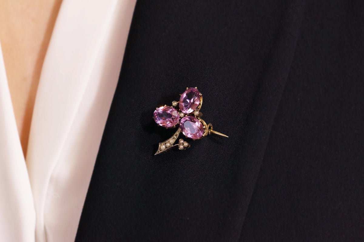 Broche Ancienne En Vermeil Avec Améthyste Et Perle - Bijou Vintage Trèfle