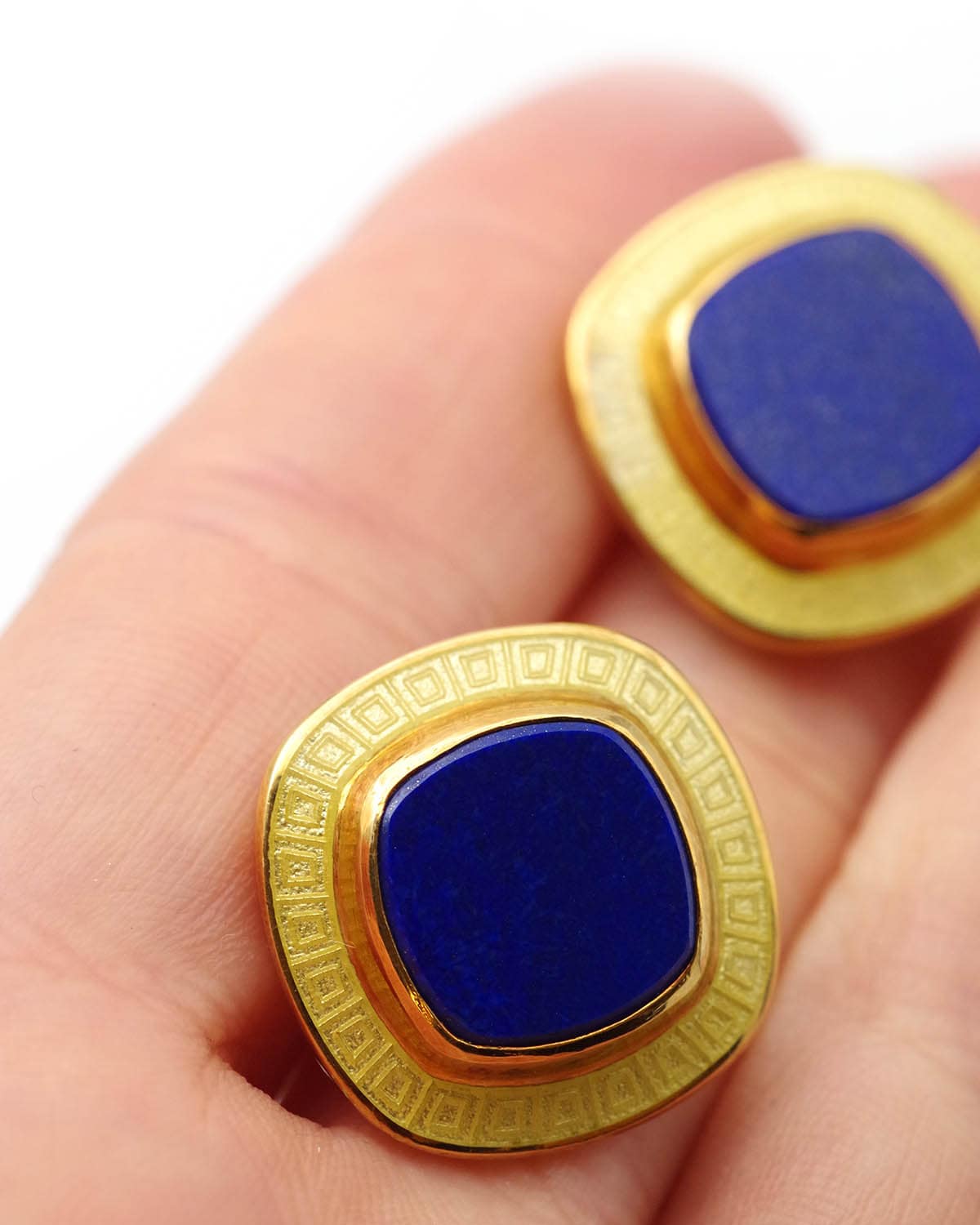 clips d'oreille lapis lazuli en or