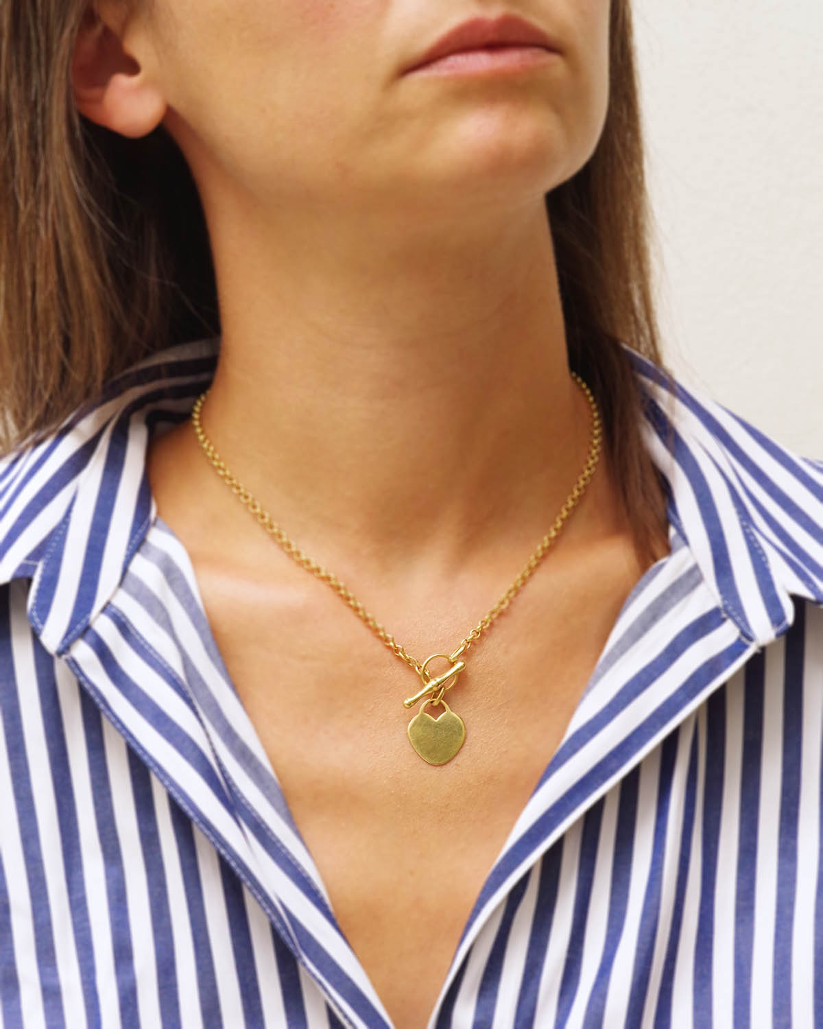 Gold heart chain necklace