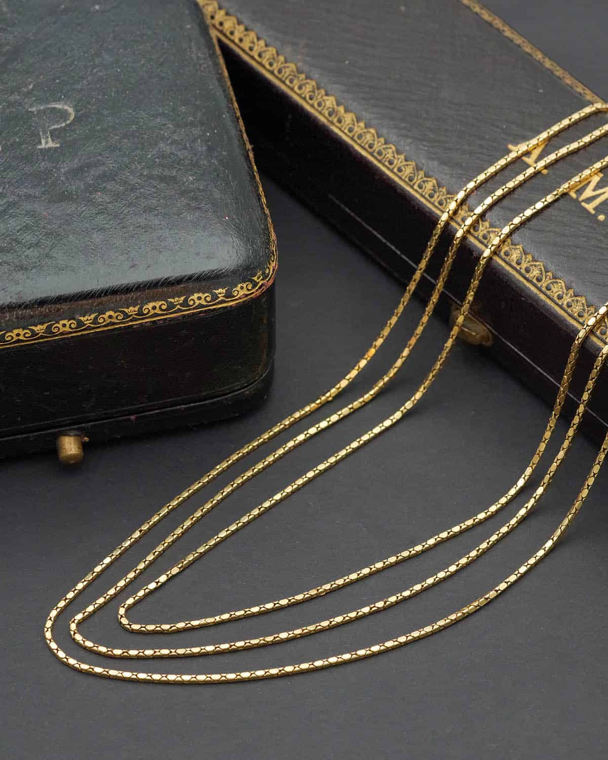 Vintage gold necklace