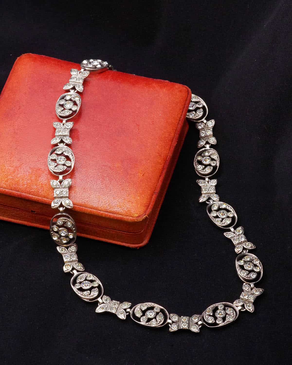 Collier ancien pierre de Rhin